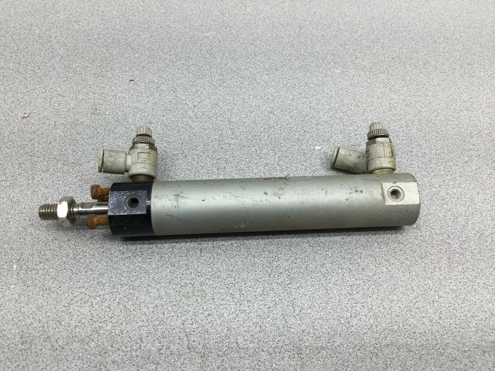 USED SMC 145PSI CYLINDER CDG1BN20-75