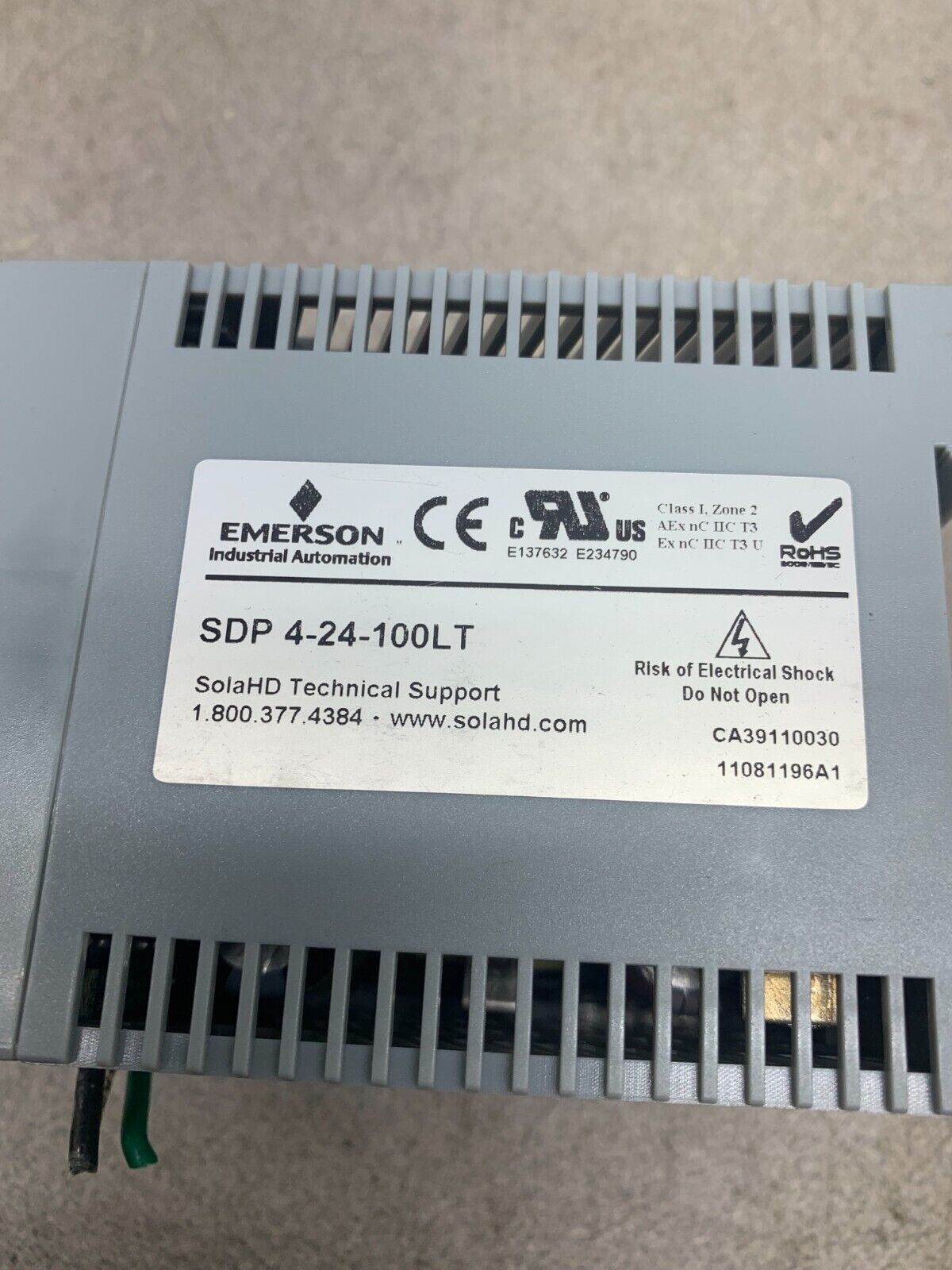 USED EMERSON SOLA POWER SUPPLY SDP 4-24-100LT