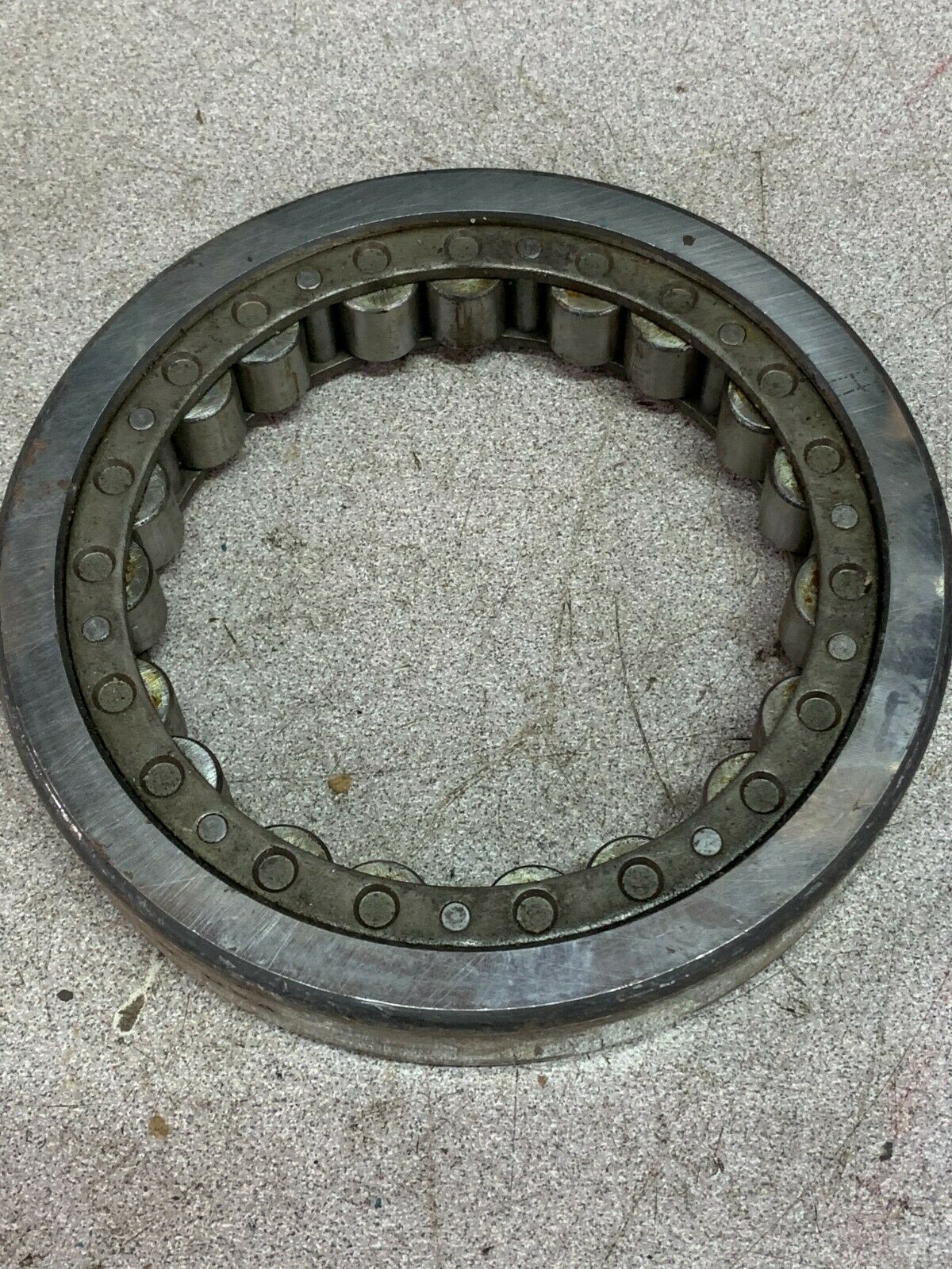 NEW NO BOX BOWER CYLINDRICAL ROLLER BEARING M1216E