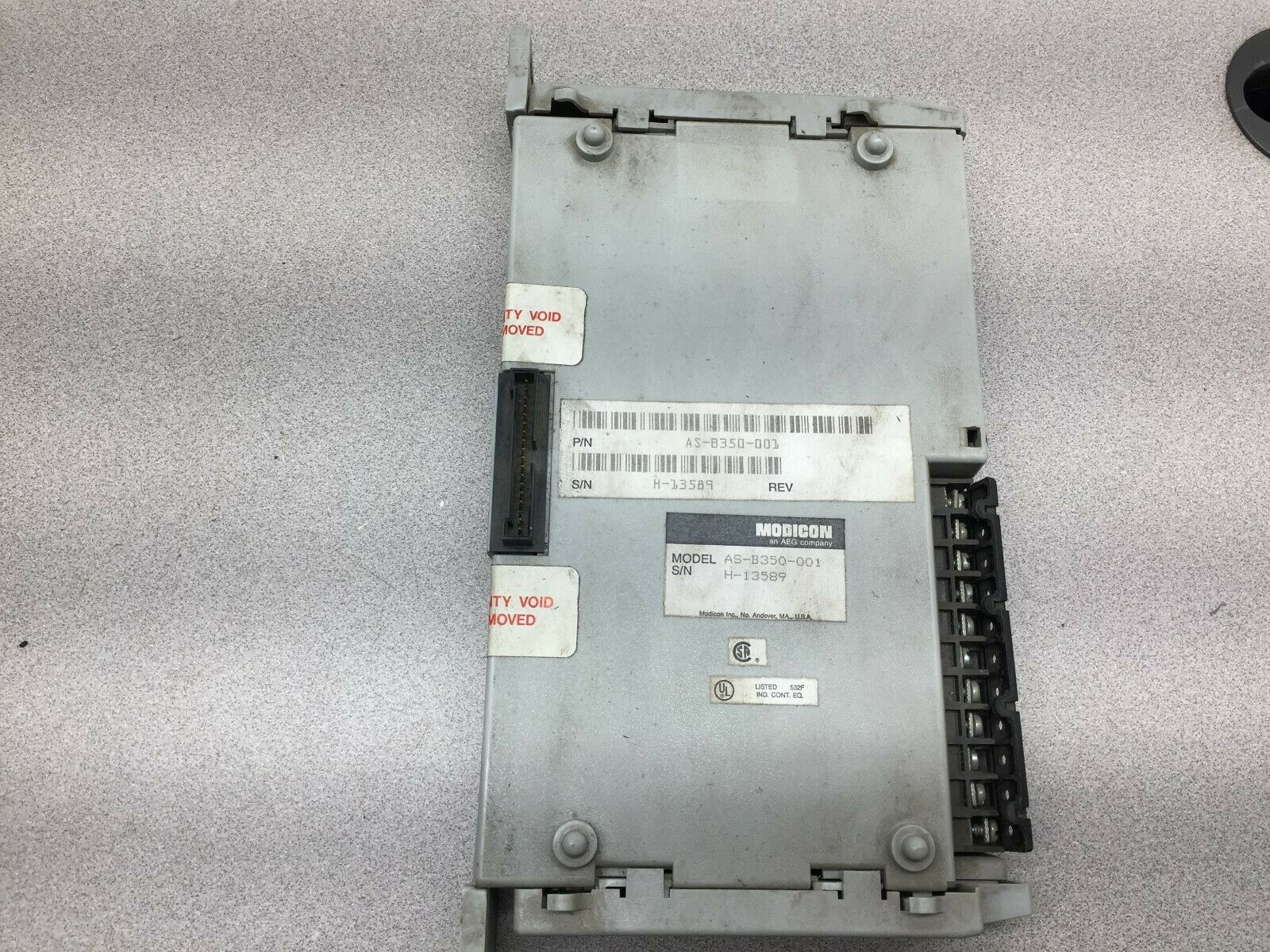 USED GOULD MODICON 115VAC OUTPUT MODULE AS-B350-001