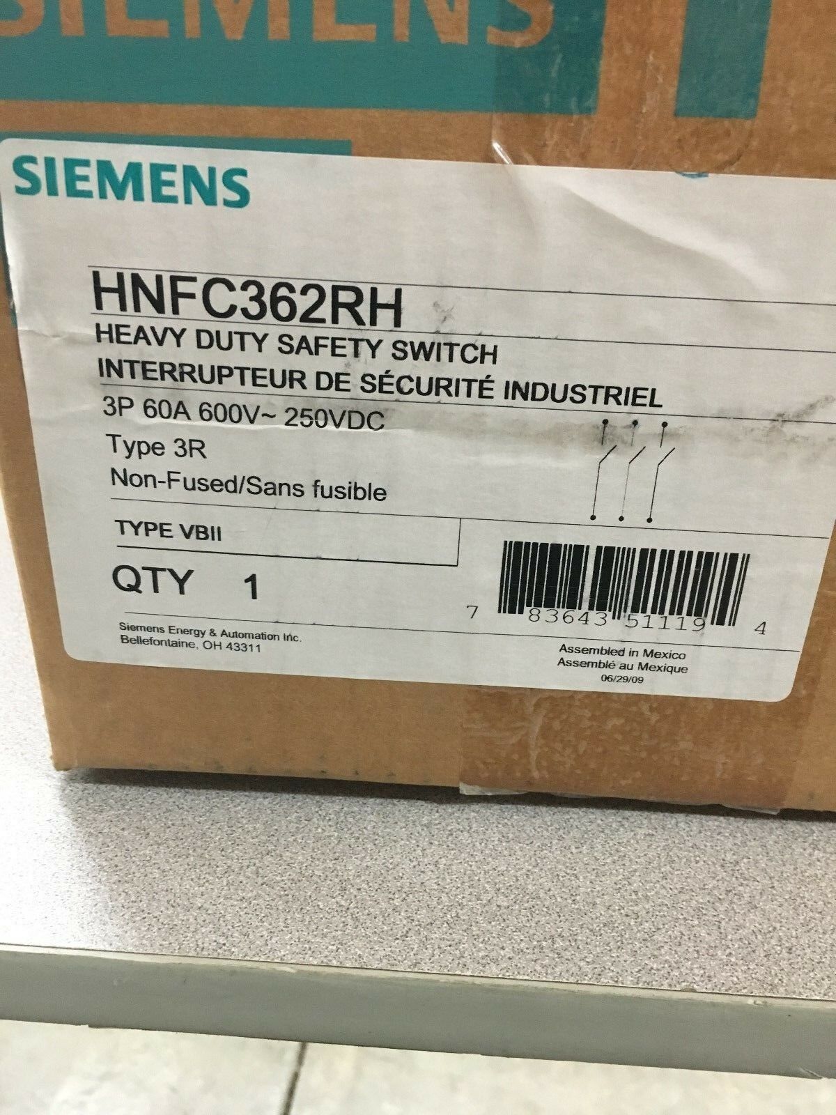 NEW IN BOX SIEMENS 60AMP NON-FUSED HEAVY DUTY SAFETY SWITCH HNFC362RH