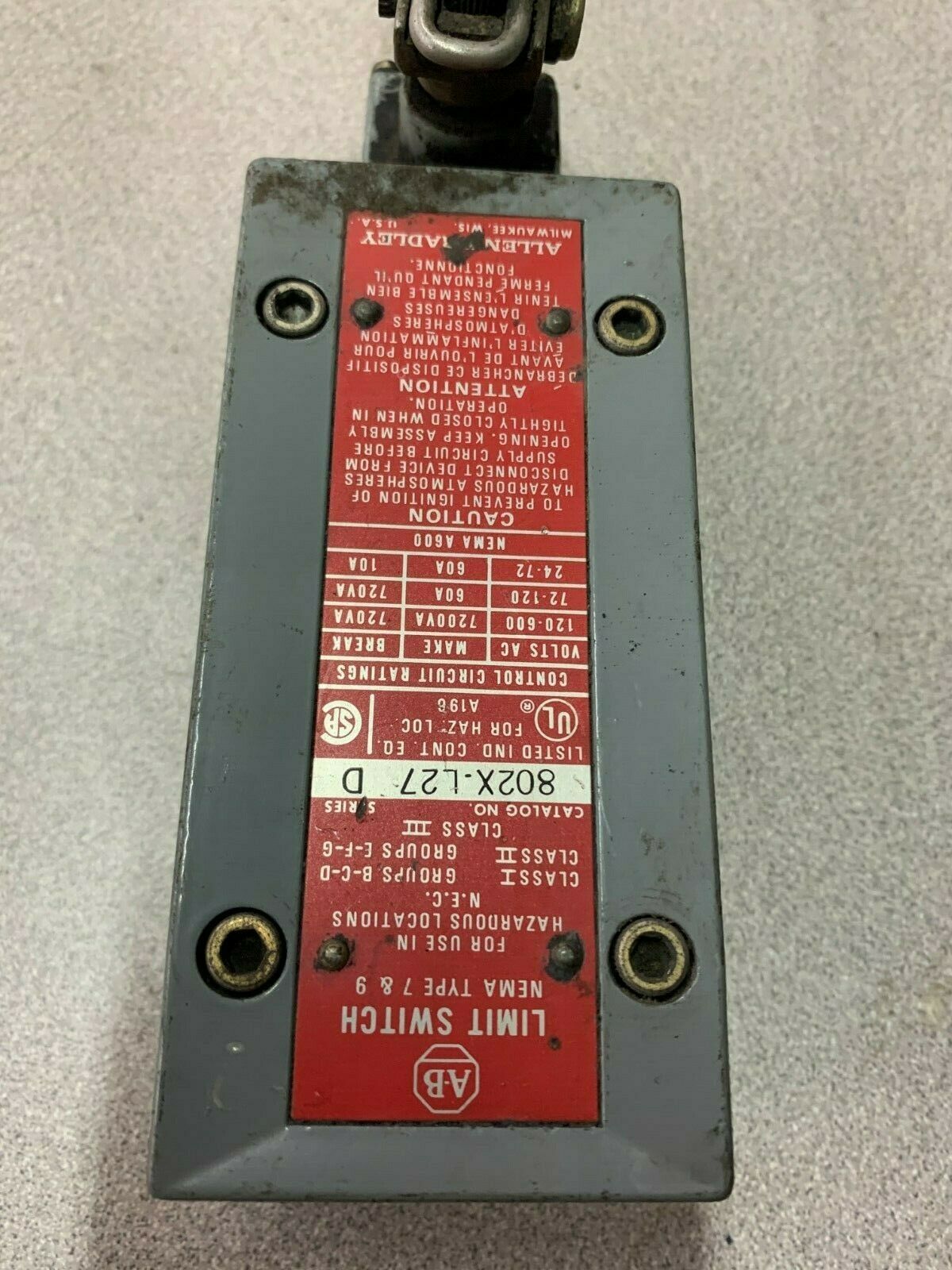 USED ALLEN BRADLEY LIMIT SWITCH 802X-L27