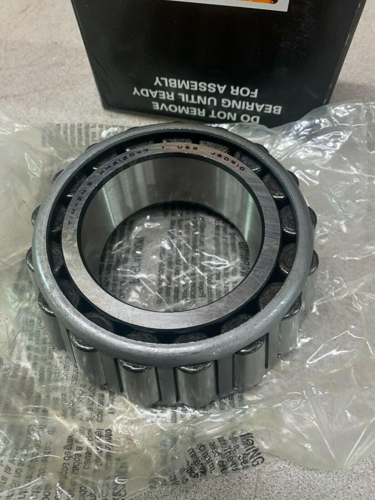 NEW IN BOX TIMKEN TAPERED ROLLER CONE BEARING HM212047