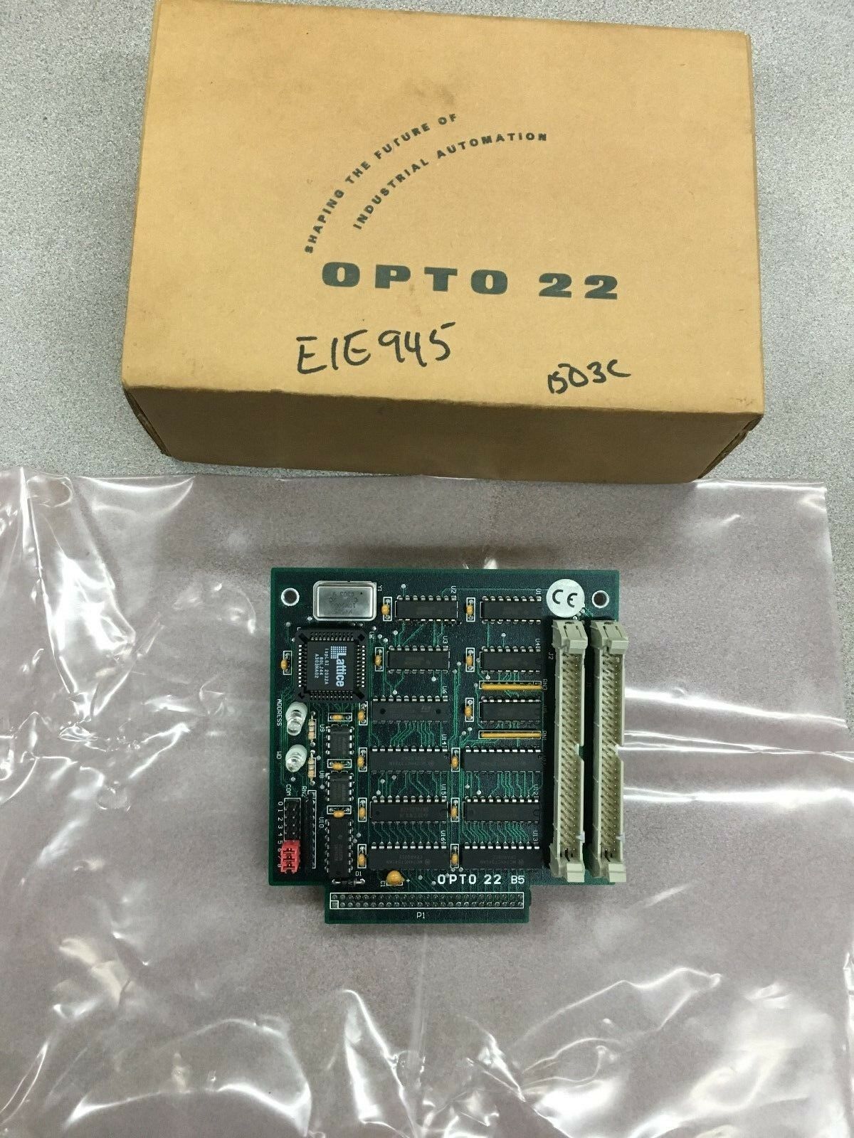 NEW IN BOX OPTO 22 B5 MOUNTING BOARD