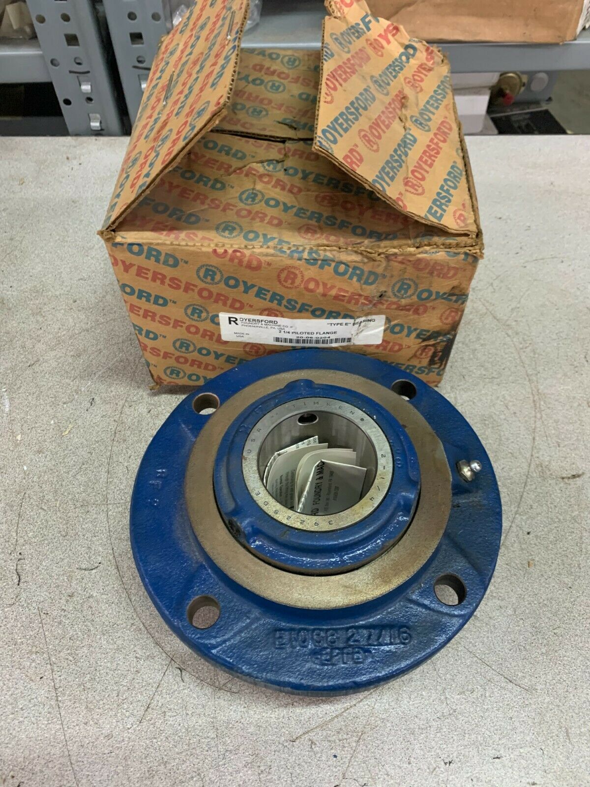 NEW IN BOX ROYERSFORD TYPE E PILOTED FLANGE BEARING 2-1/4" BORE 20-06-0204