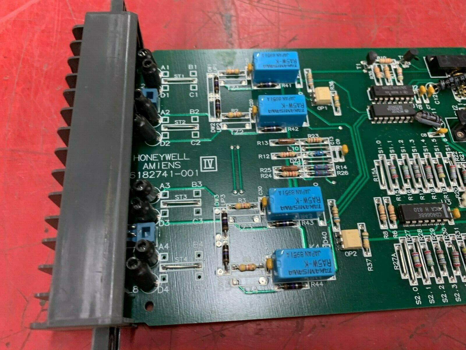 USED HONEYWELL INPUT BOARD 46182741-001