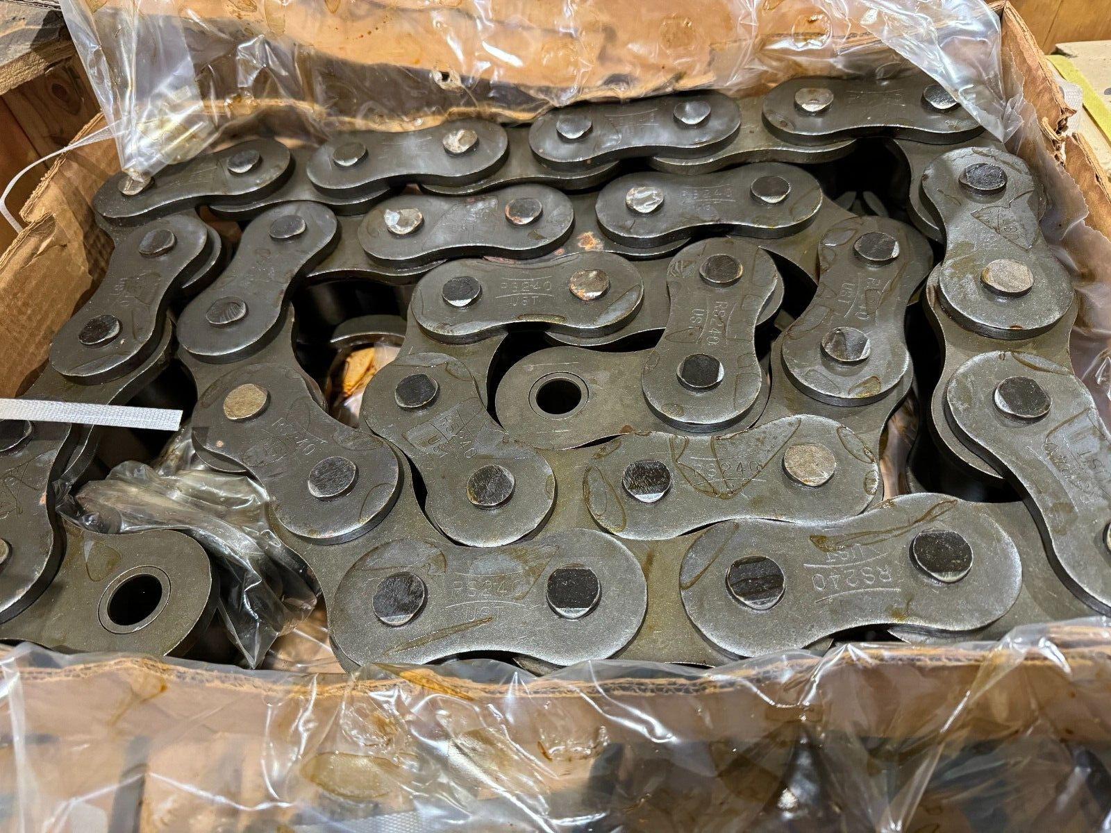 NEW U.S. TSUBAKI 240 ROLLER CHAIN 10FT. ROLL RIVETED RS240 RIVET