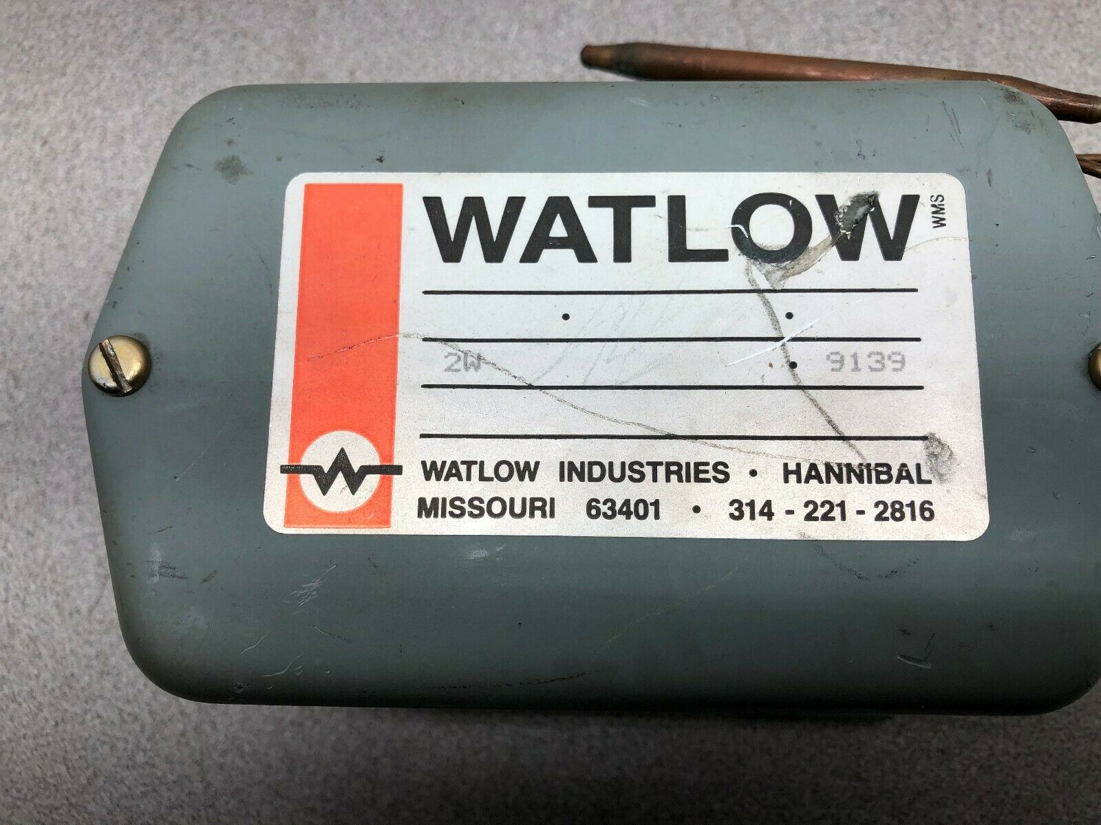 NEW NO BOX WATLOW 30-250 DEG F THERMOSTAT 2W