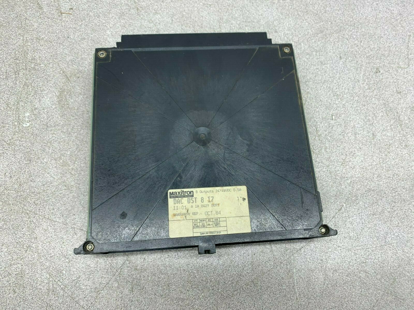 USED MAXITRON OUTPUT MODULE DACDST817