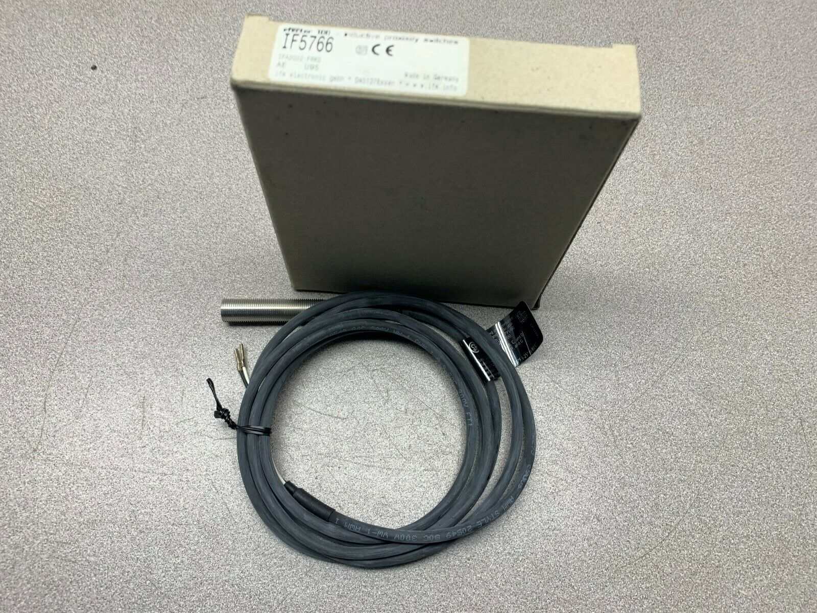 NEW IN BOX EFECTOR100 SWITCH IFA2002-FRKG