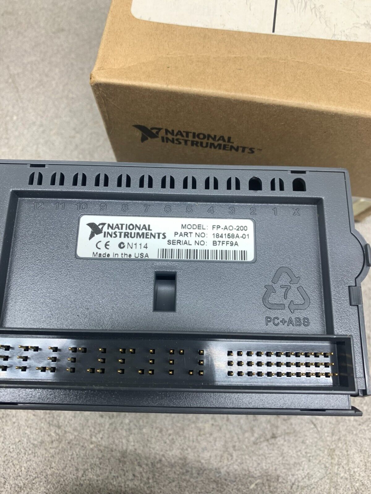 NEW IN BOX NATIONAL INSTRUMENTS FIELDPOINT ANALOG OUTPUT MODULE FP-AO-200