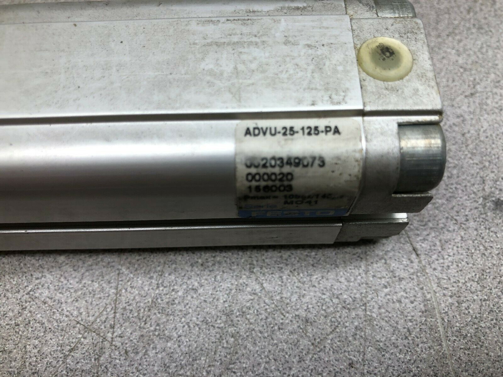 NEW NO BOX FESTO 25 MM BORE 125 MM STROKE PNEUMATIC CYLINDER ADV-25-125-PA