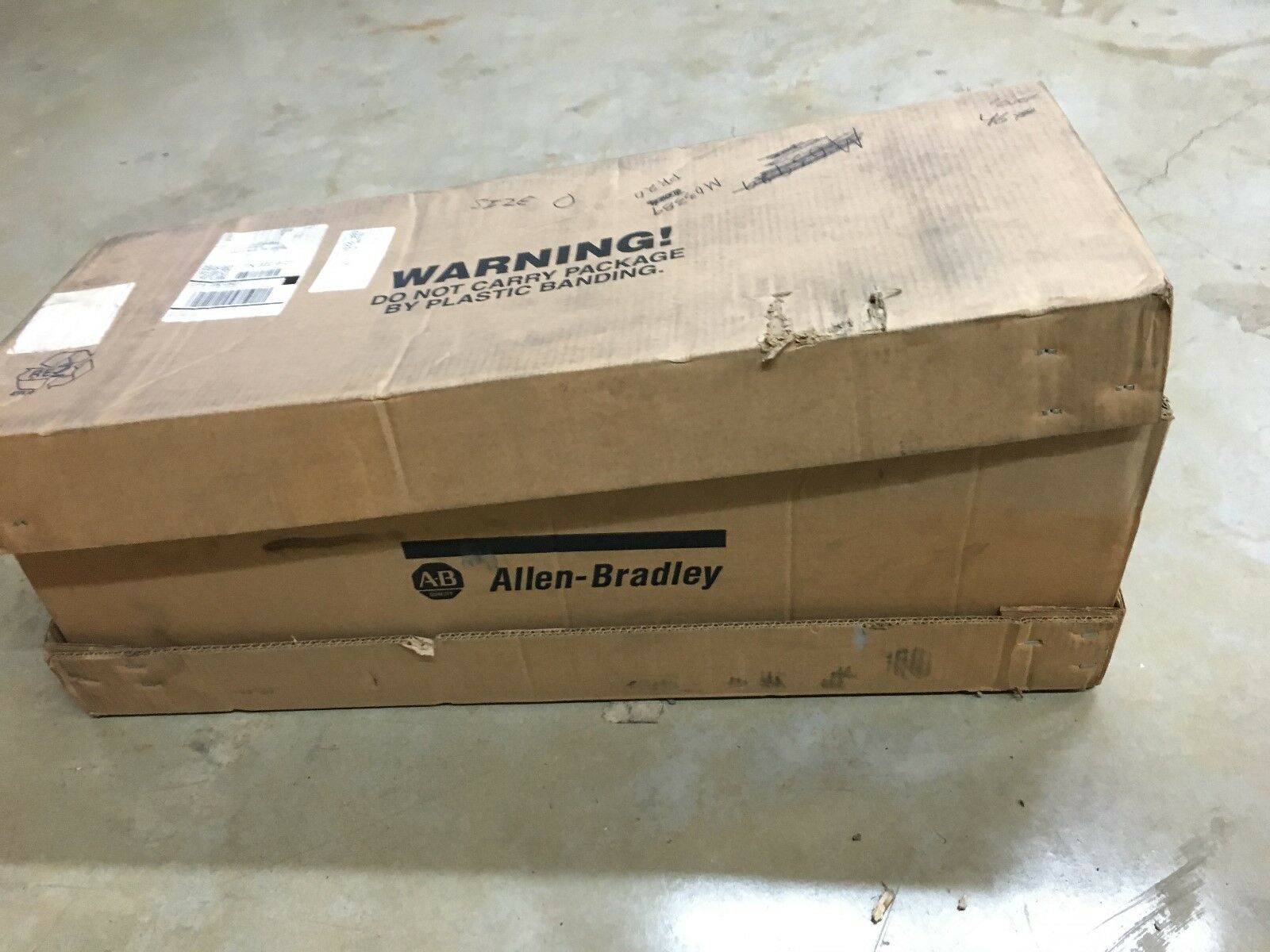 NEW IN BOX ALLEN-BRADLEY SIZE 1 COMBINATION STARTER 512-BDA-25 SERIES 1