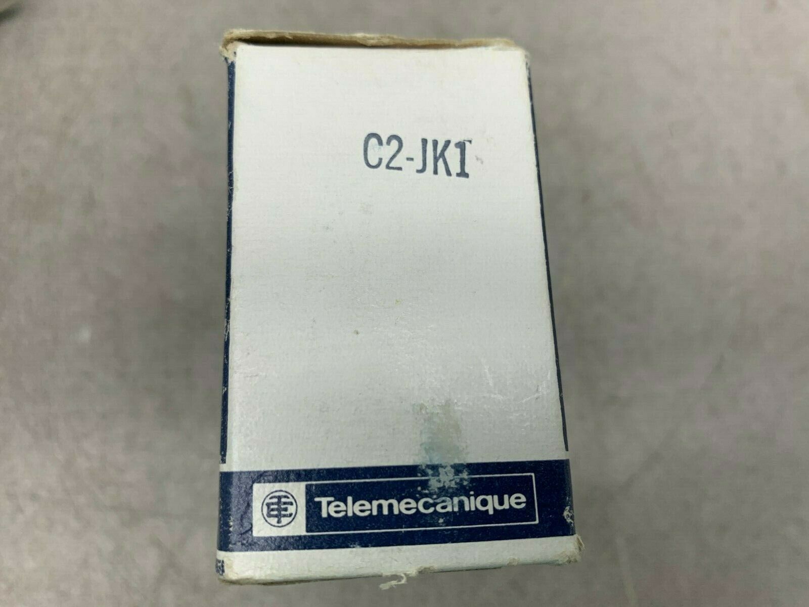 NEW IN BOX TELEMECANIQUE LIMIT SWITCH C2-JK1