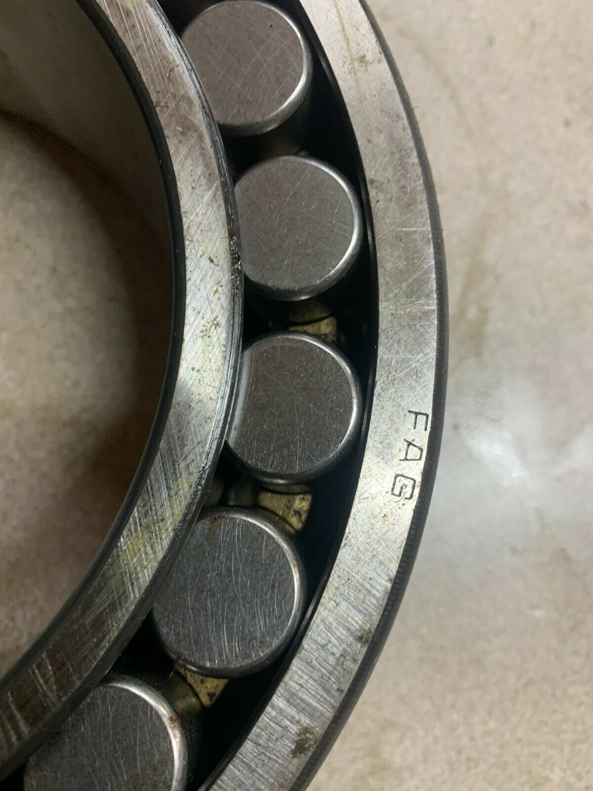 NEW NO BOX FAG SPHERICAL ROLLER BEARING 23126E S