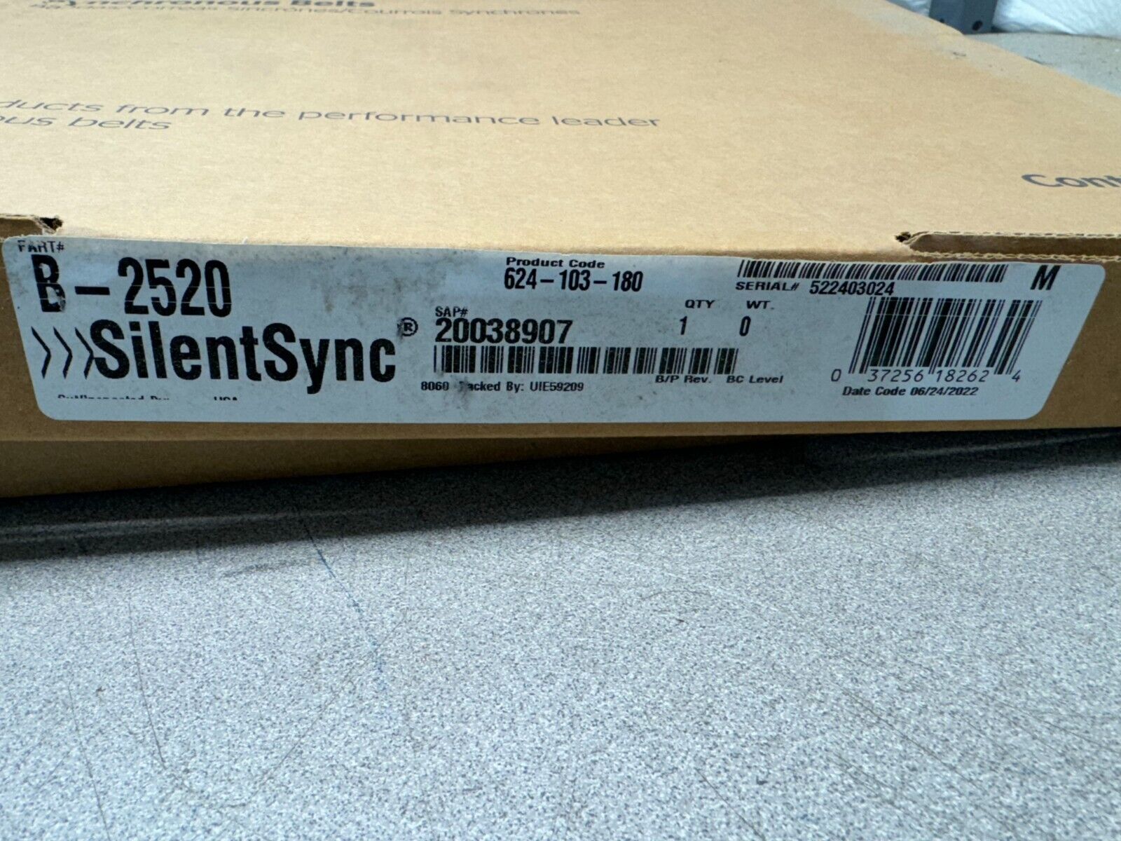 NEW IN BOX CONTINENTAL SILENTSYNC SYNCHRONOUS BELT B-2520