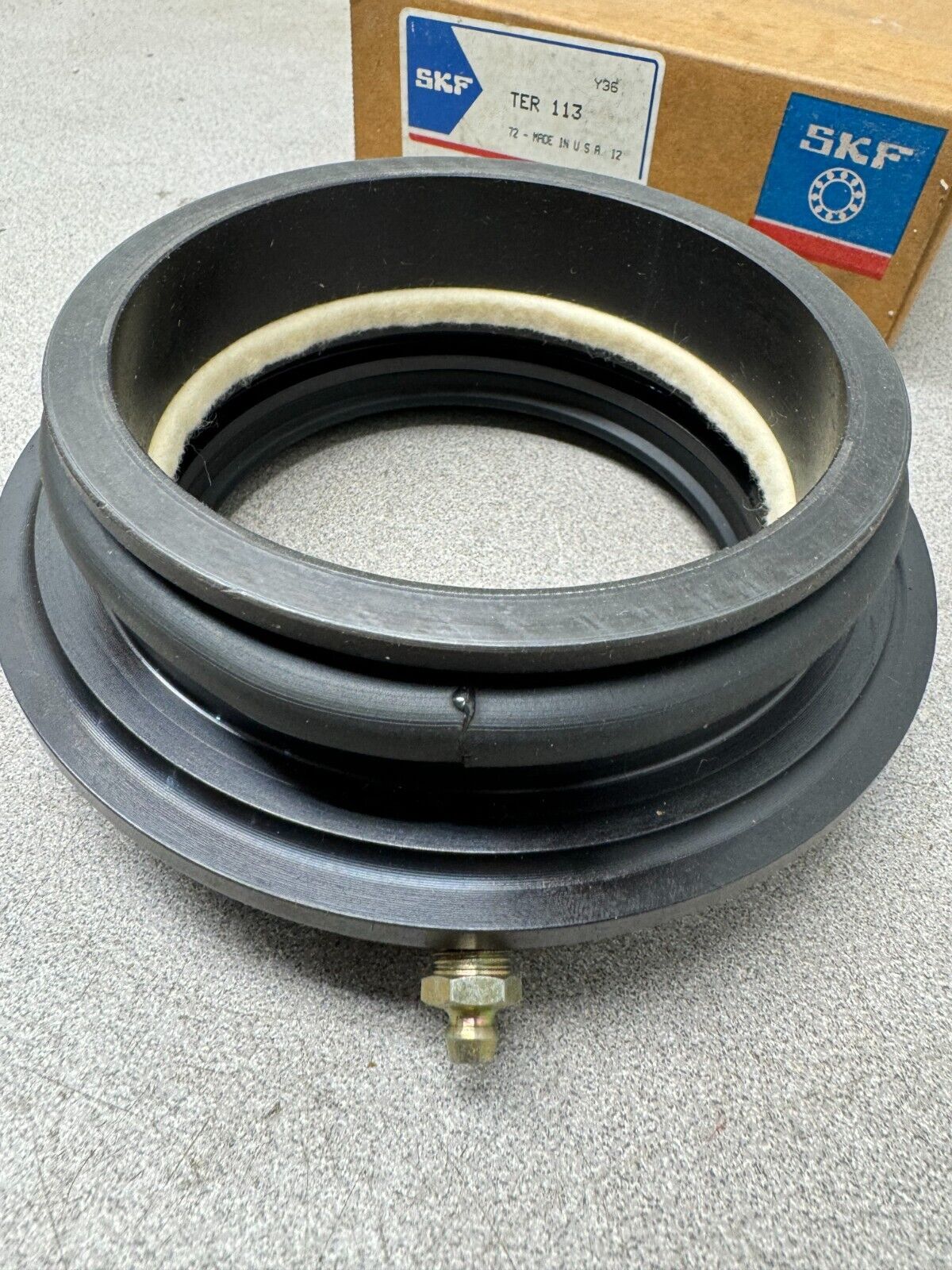 NEW IN BOX SKF SEAL TER 113