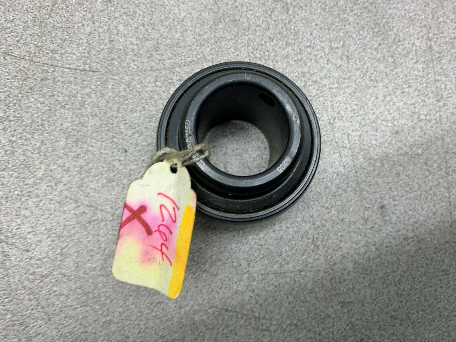 NEW NO BOX SEALMASTER  BEARING 5205