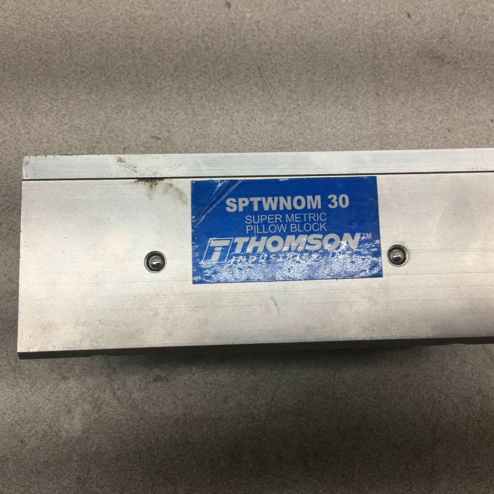 NEW IN BOX THOMSON SUPER METRIC PILLOW BLOCK LINEAR BEARING SPTWNOM30