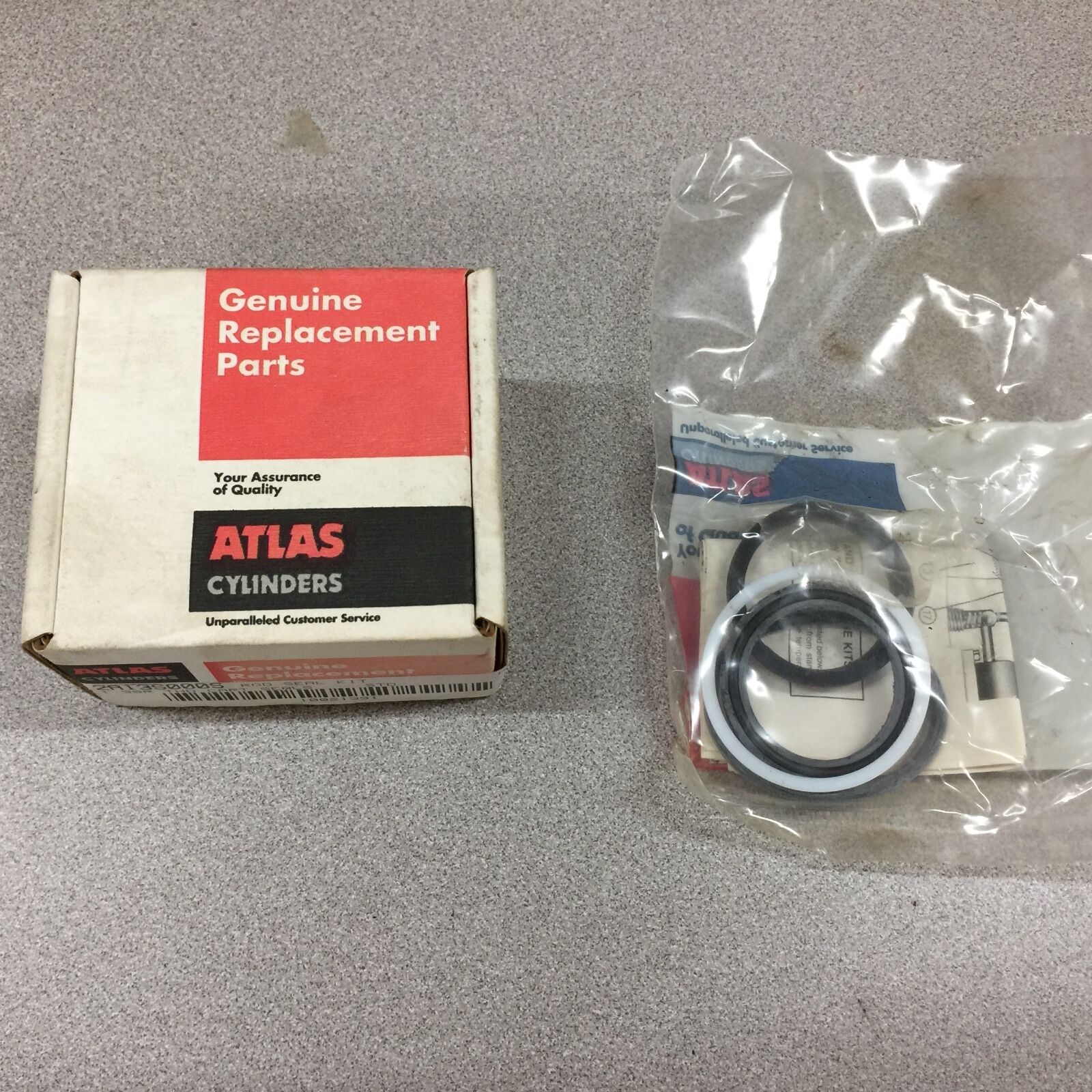 NEW IN BOX ATLAS 1.38R ROD SEAL KIT 2A13S000S