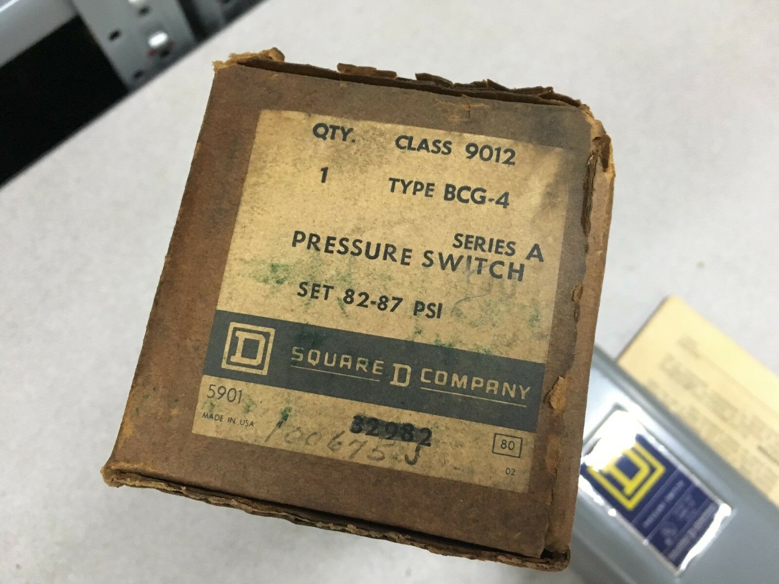 NEW IN BOX SQUARE D PRESSURE SWITCH 9012 BCG-4 SERIES A