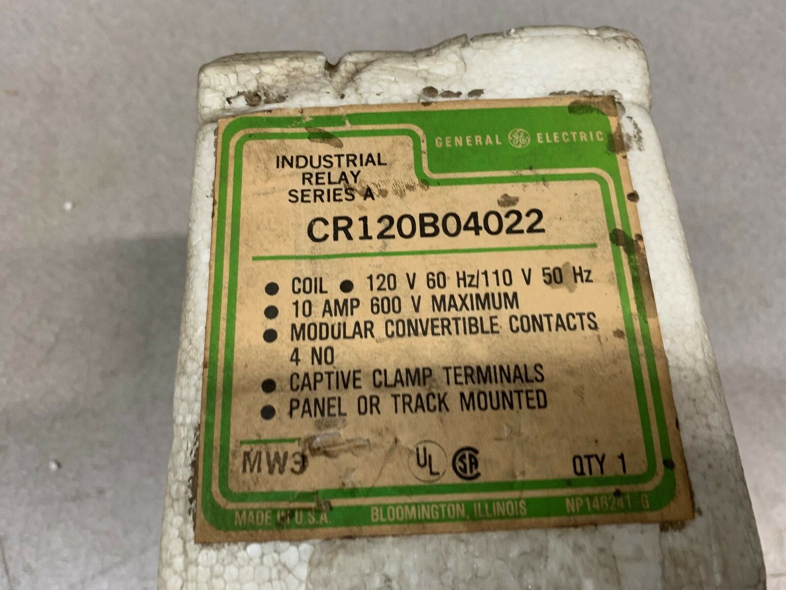 NEW GE RELAY CR120B04022 SERIES A