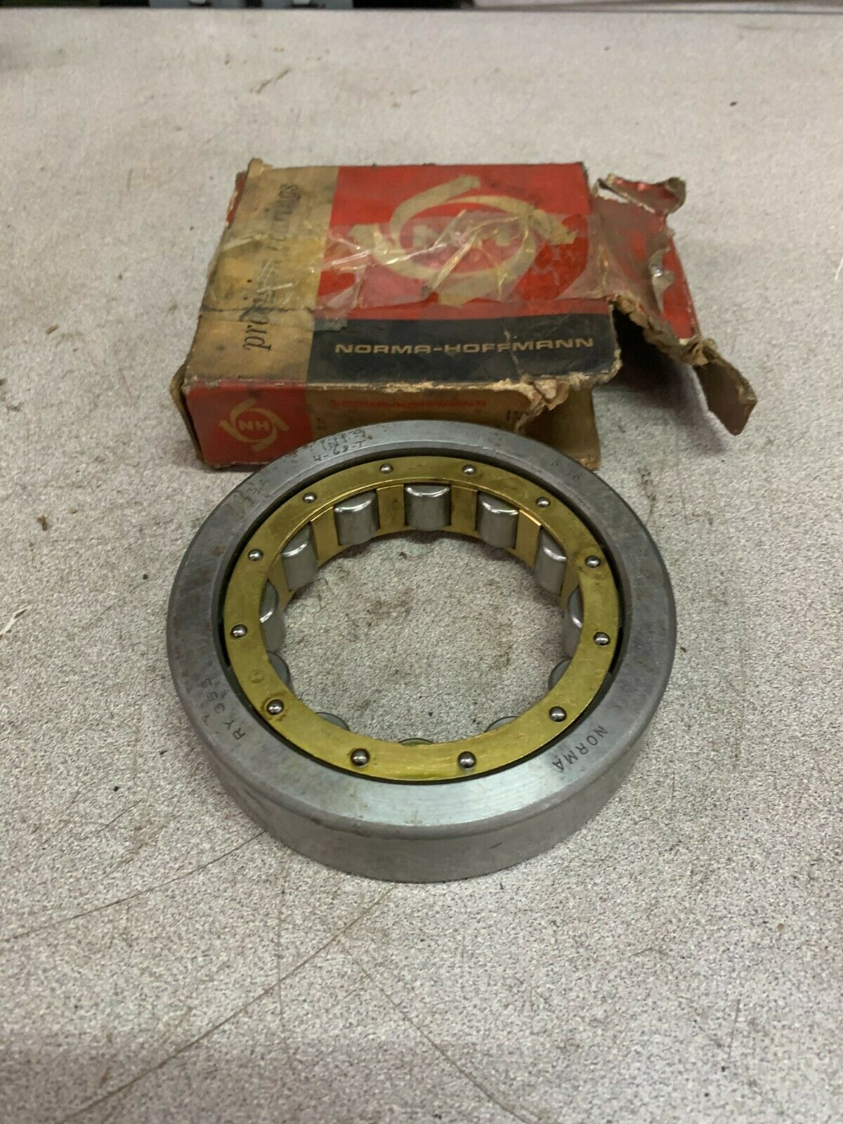 NEW NORMA-HOFFMANN RY355 ROLLER BEARING