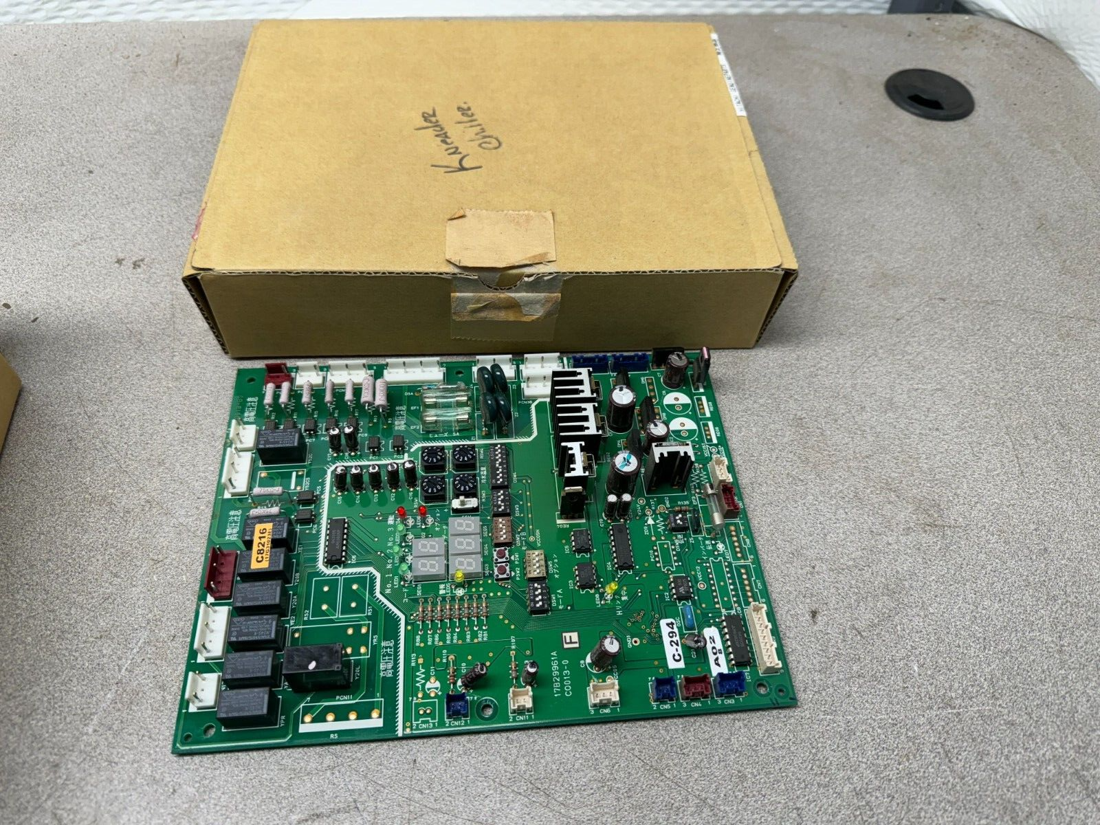 NEW IN BOX HITACHI C8216 COMPUTER BOARD 17B29961A