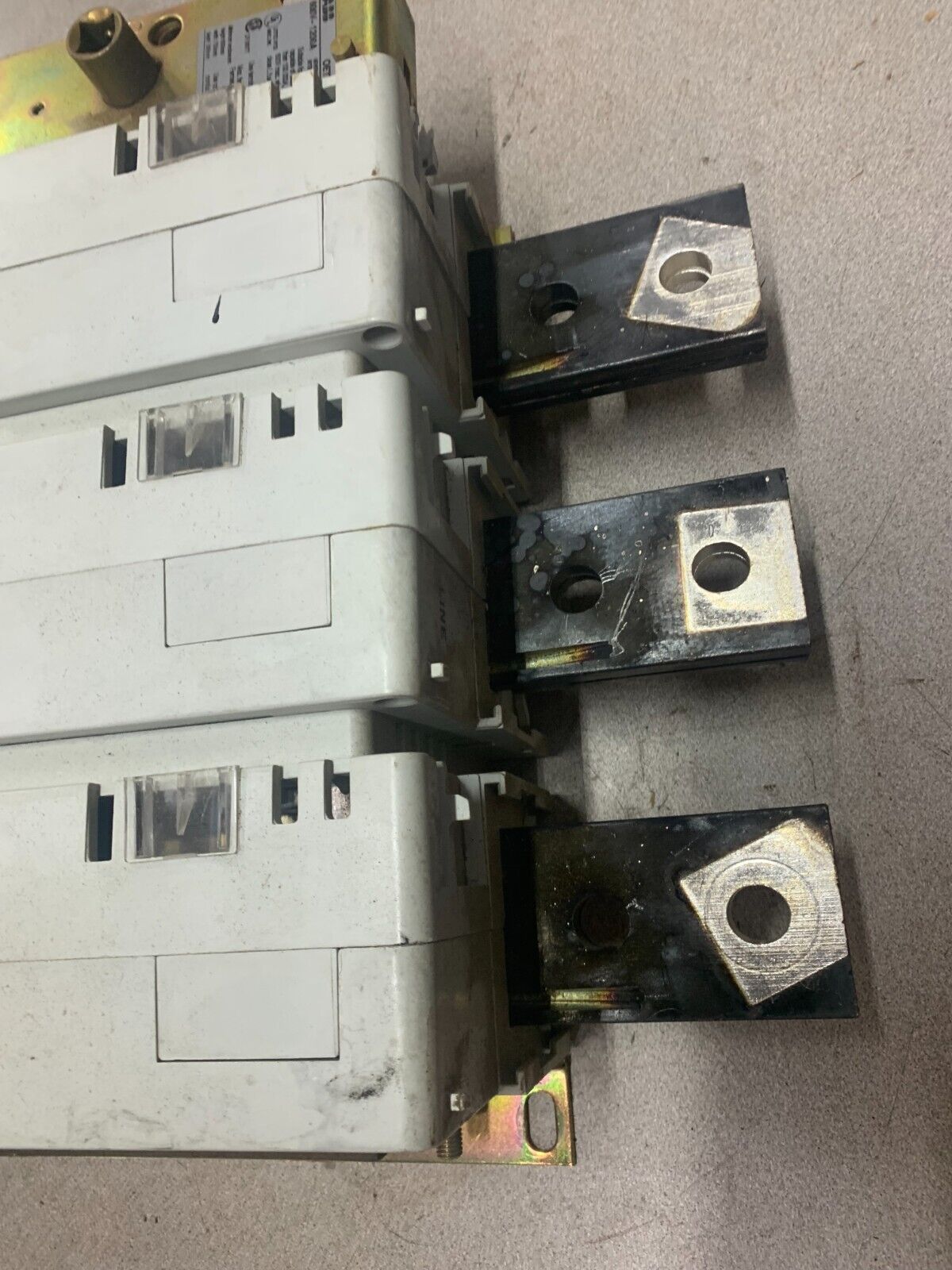 USED ABB 600V. 1200AMP DISCONNECT SWITCH OETL-NF1200