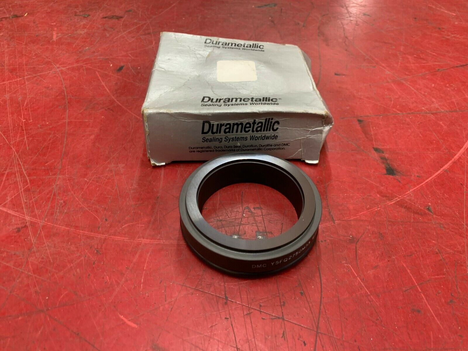 NEW IN BOX DURAMETALLIC MECHANICAL SEAL DMC Y5FQ2750M33 95