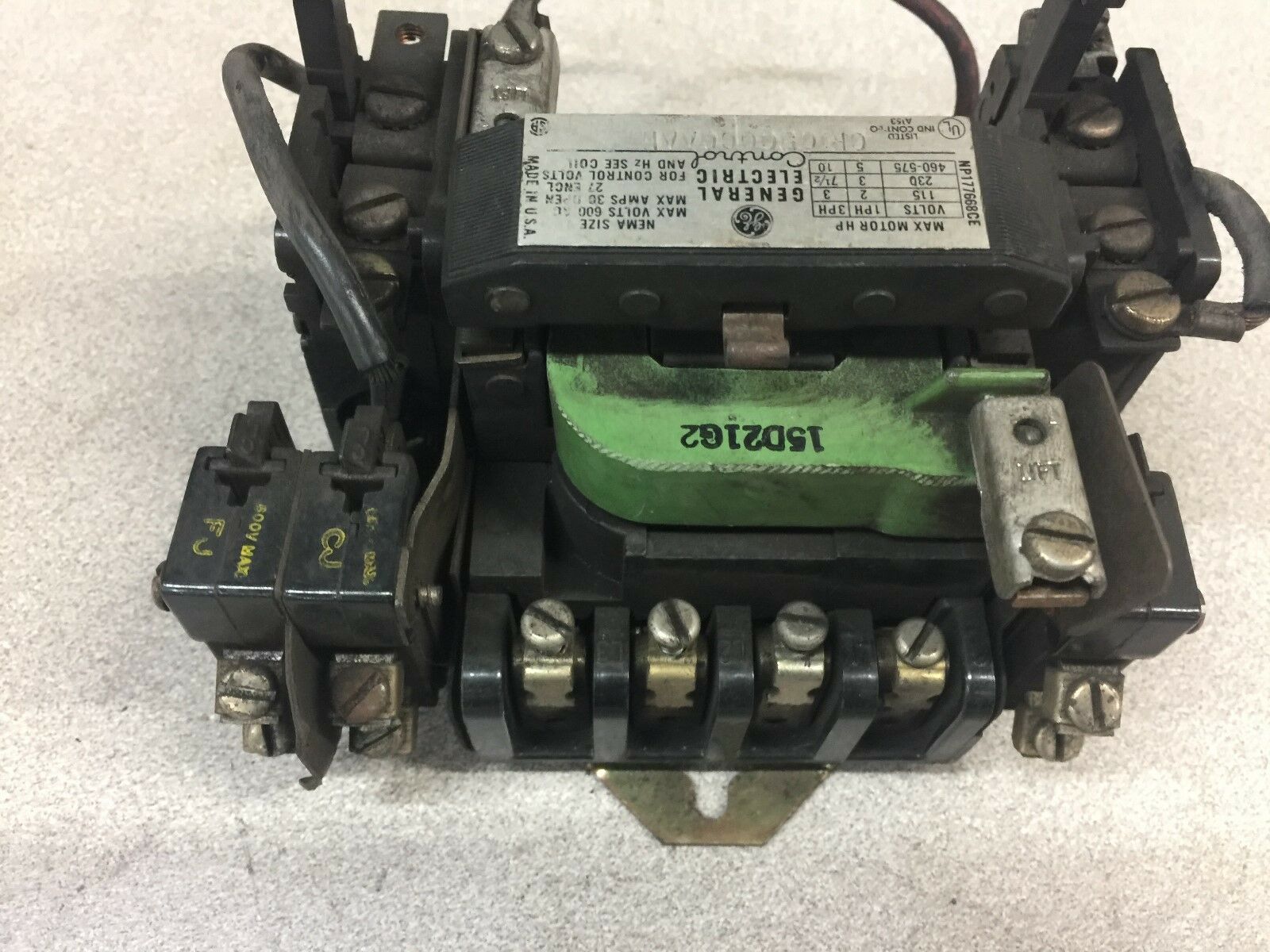 USED GE 30AMP 600VAC 115VAC CONTACTOR CR105C000AAH