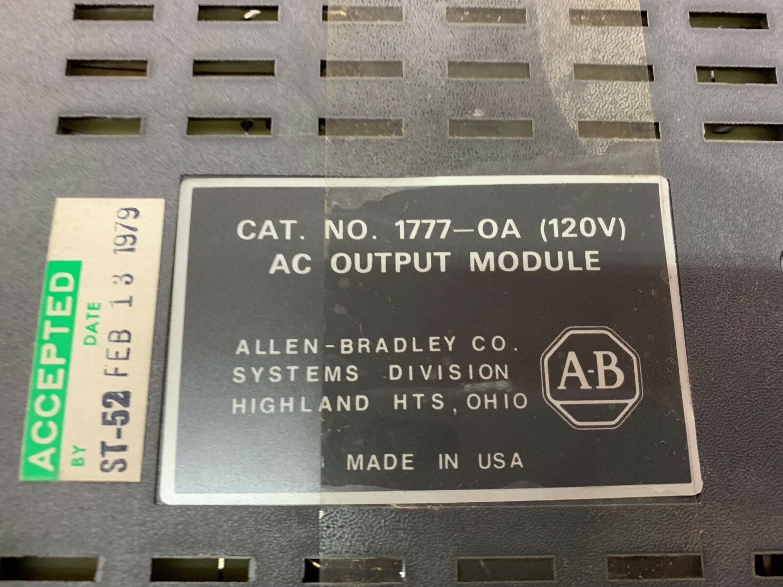 USED ALLEN BRADLEY OUTPUT MODULE 1777-OA