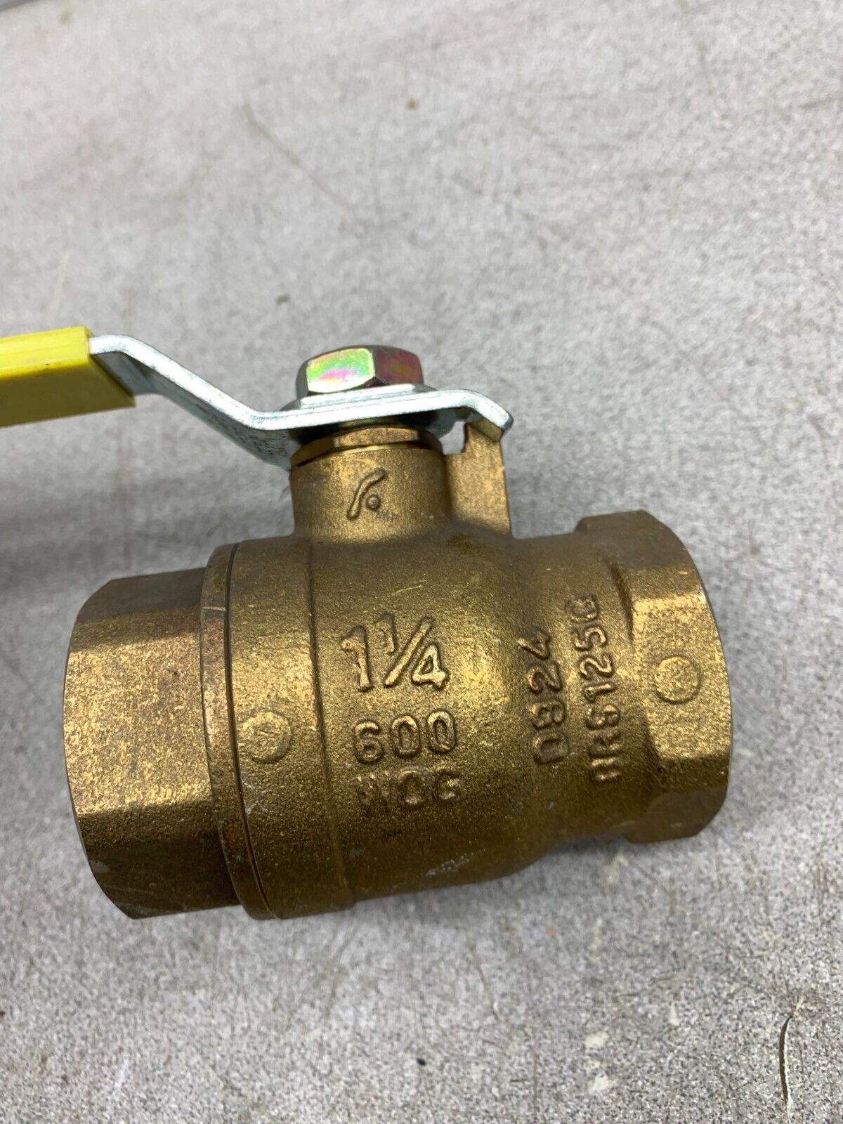 NEW NO BOX FNW 1-1/4" BALL VALVE FNW410 FNW410H