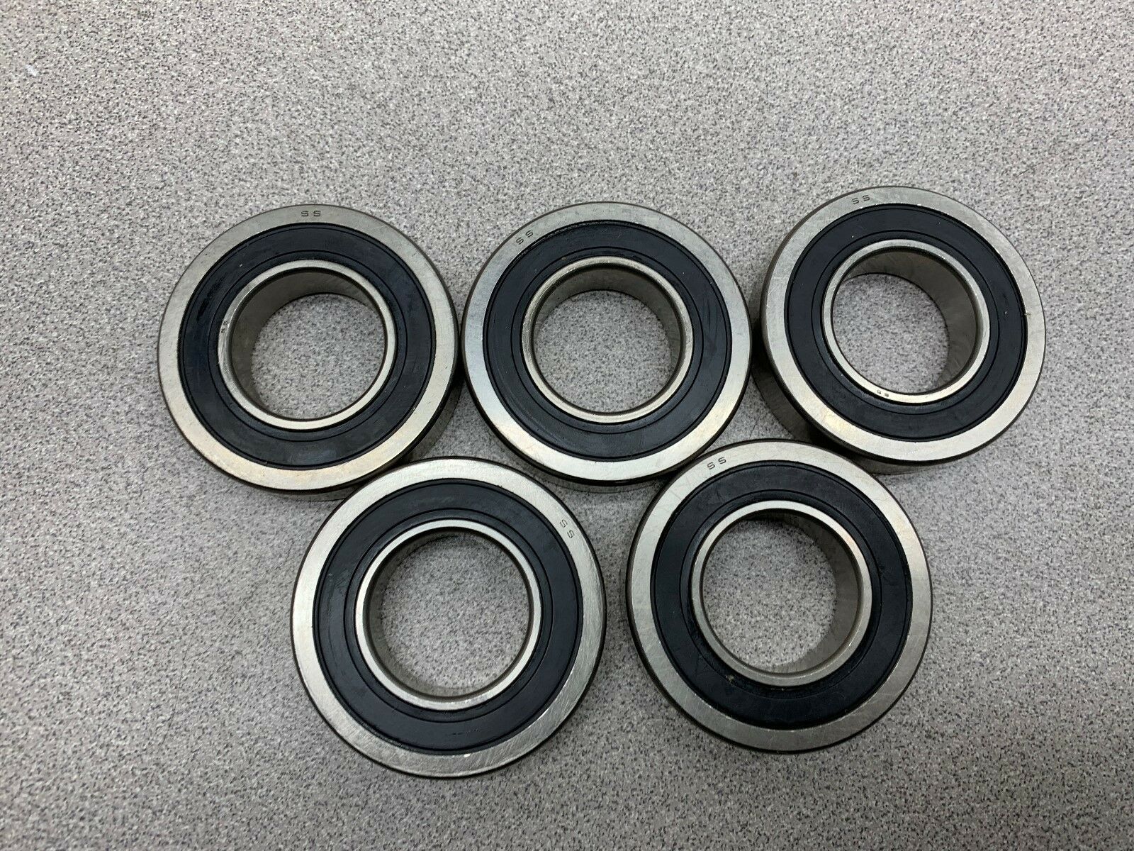 LOT OF 5 NEW NO BOX IKS BEARING SS99R16