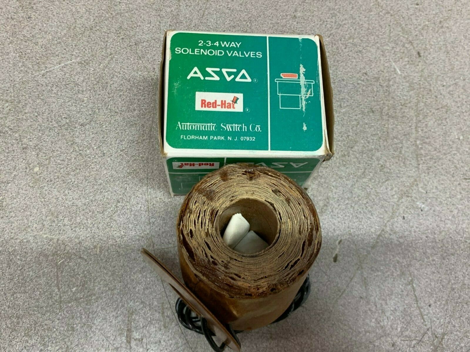 NEW IN BOX ASCO 120VAC. COIL 27-476-1D