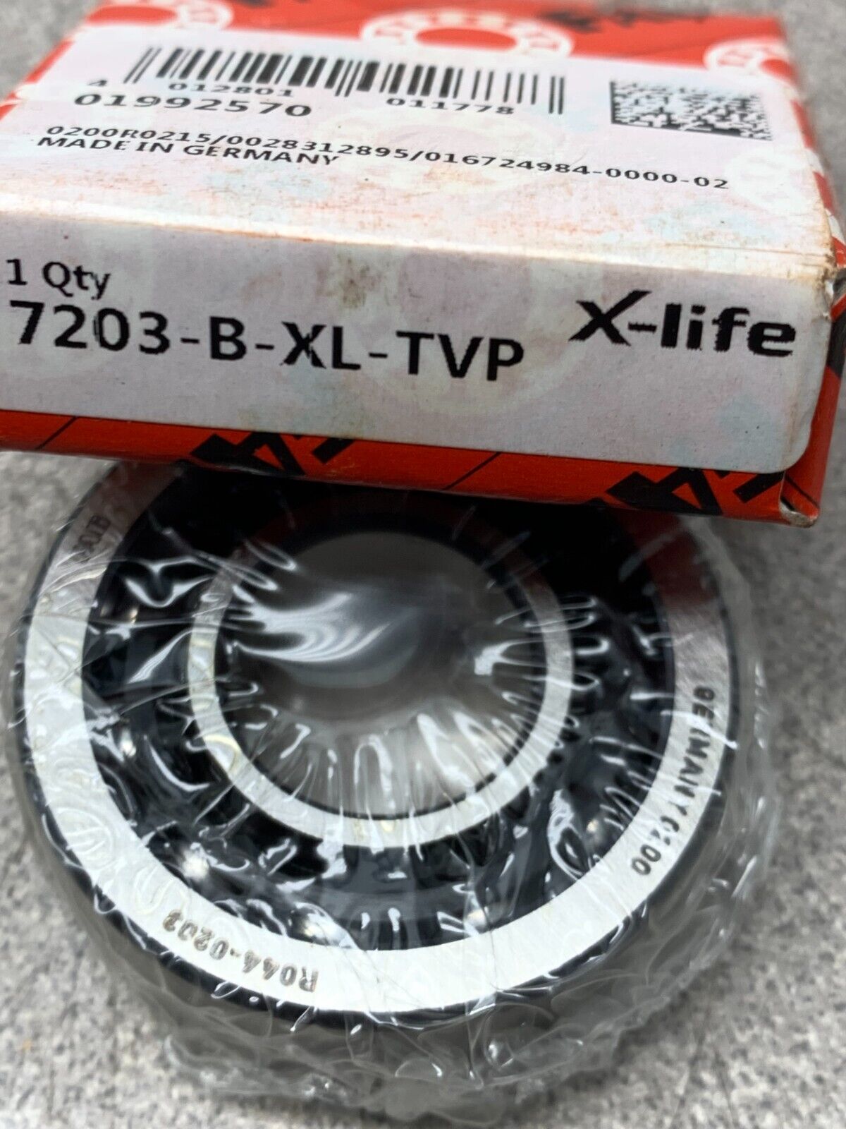 NEW IN BOX FAG ANGULAR CONTACT BALL BEARING 7203-B-XL-TVP