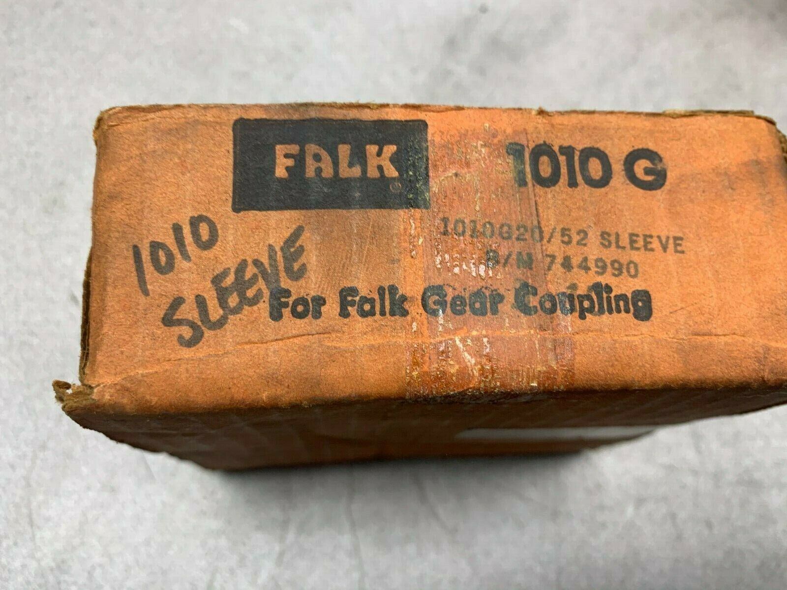 NEW IN BOX FALK 1010G COUPLING 744990