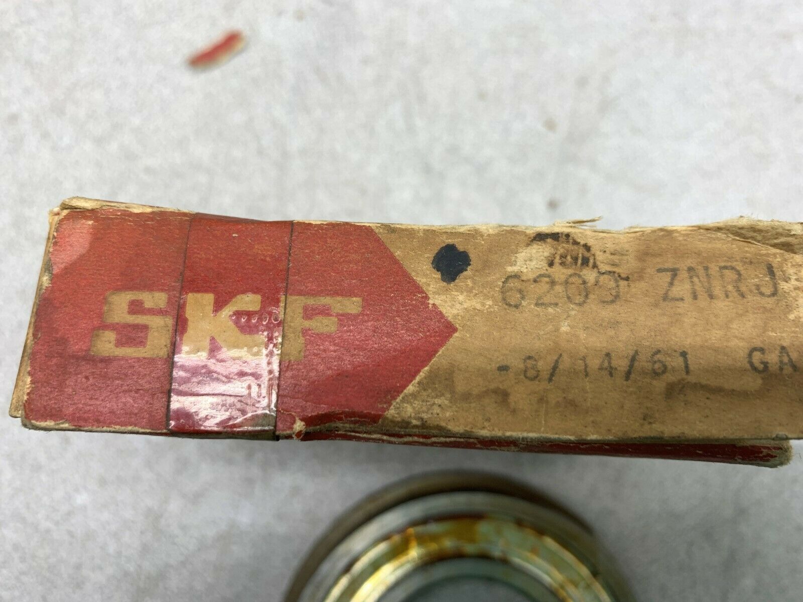 NEW IN BOX SKF BEARING 6209-ZNRJ