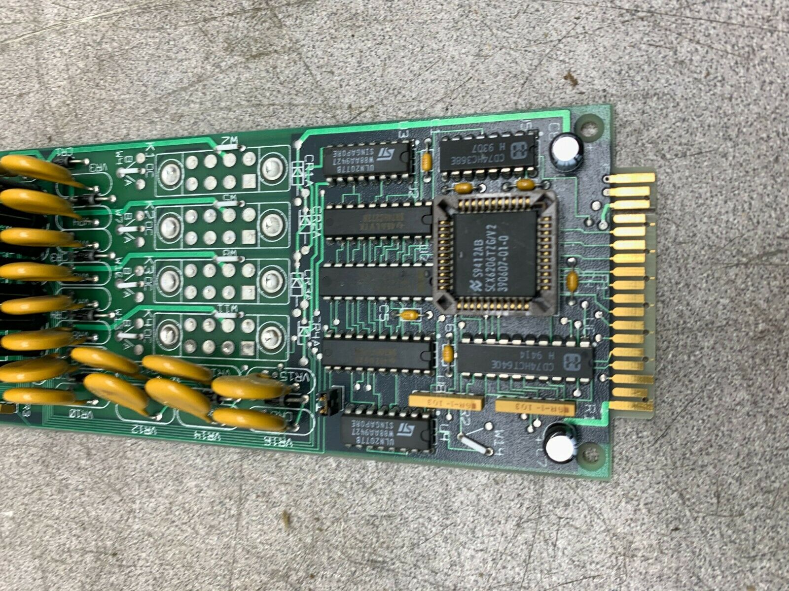 USED EMERSON CIRCUIT BOARD 392076-02-0