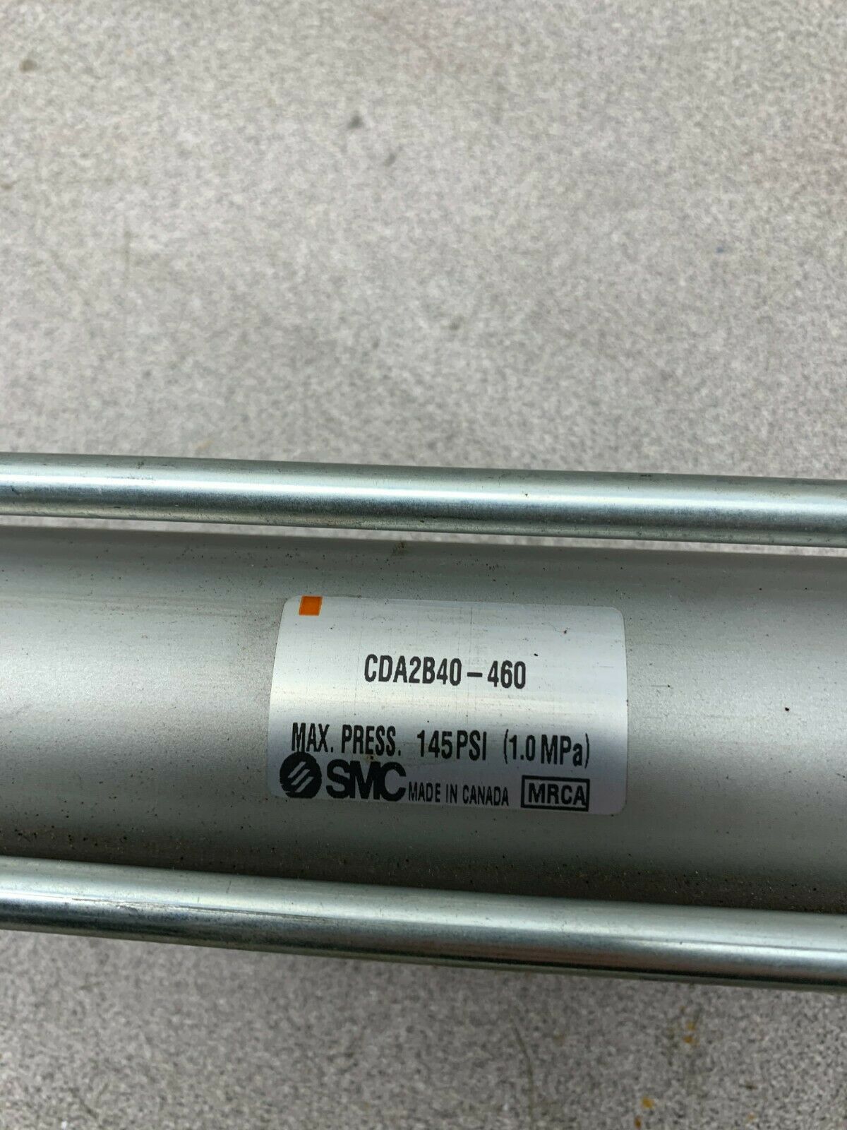 NEW NO BOX SMC PNEUMATIC CYLINDER CDA2B40-460