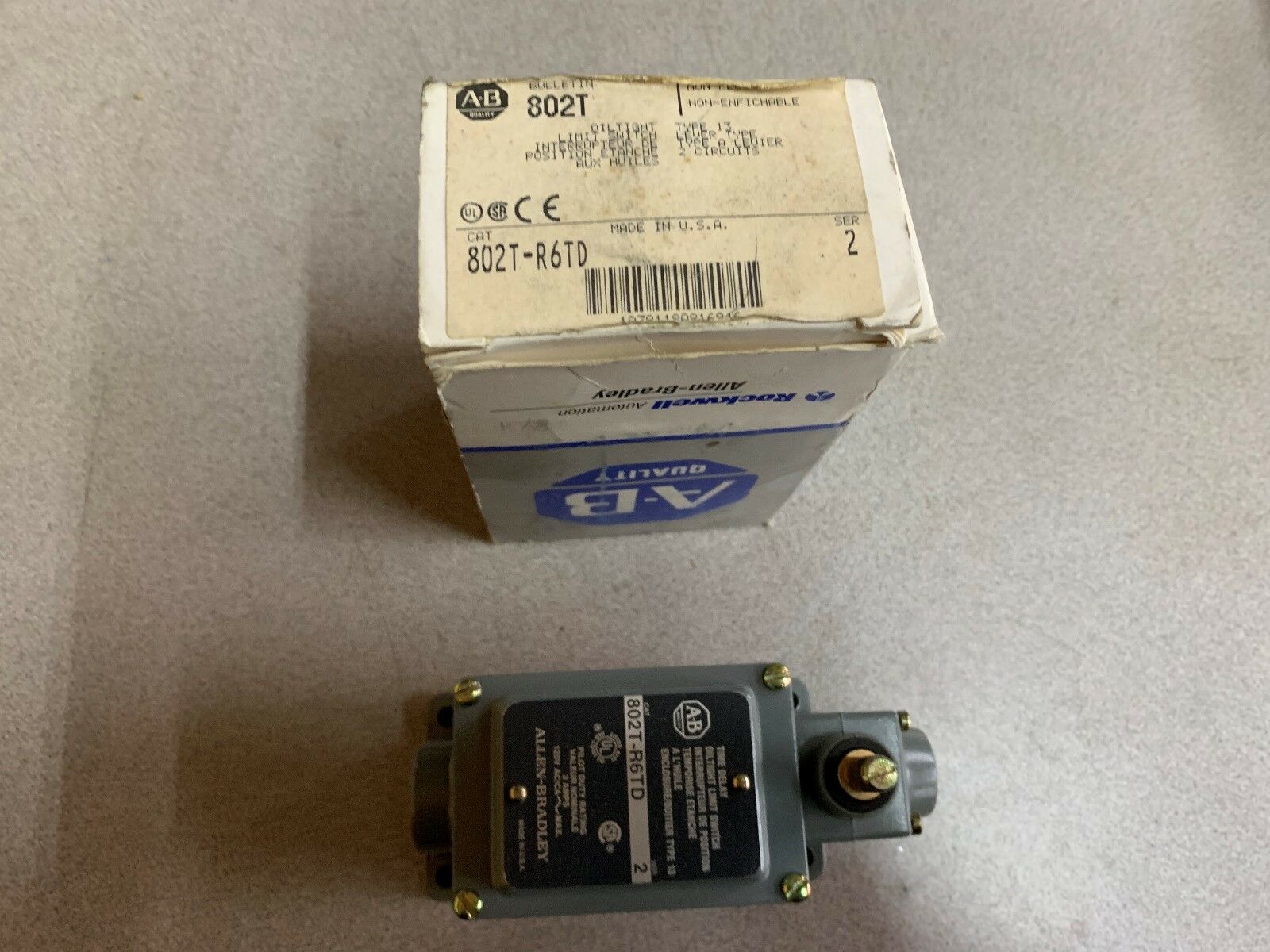 NEW IN BOX ALLEN BRADLEY LIMIT SWITCH 802T-R6TD SERIES 2