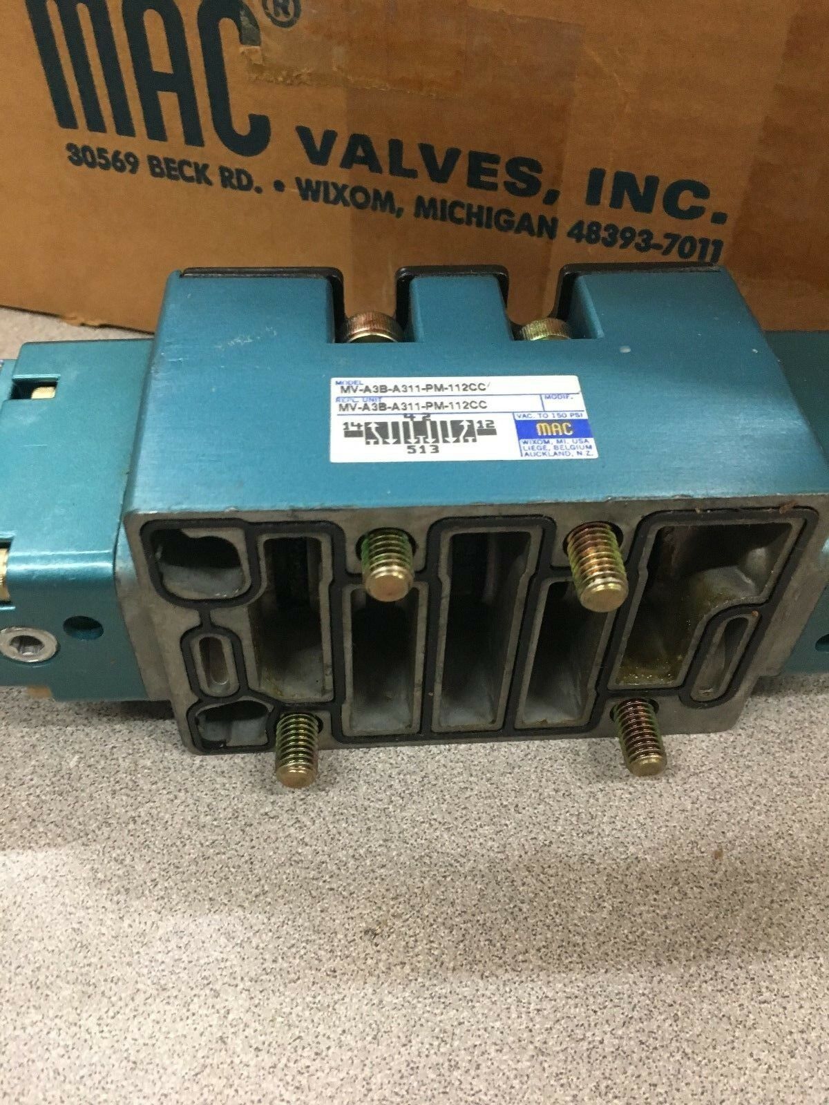 NEW IN BOX MAC PNEUMATIC VALVE MV-A3B-A311-PM-112CC