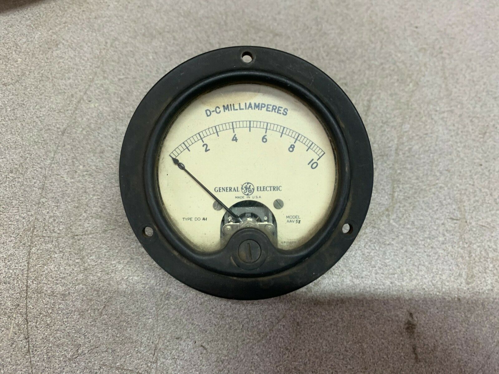 USED GE 0-10 DCMA METER AAV58