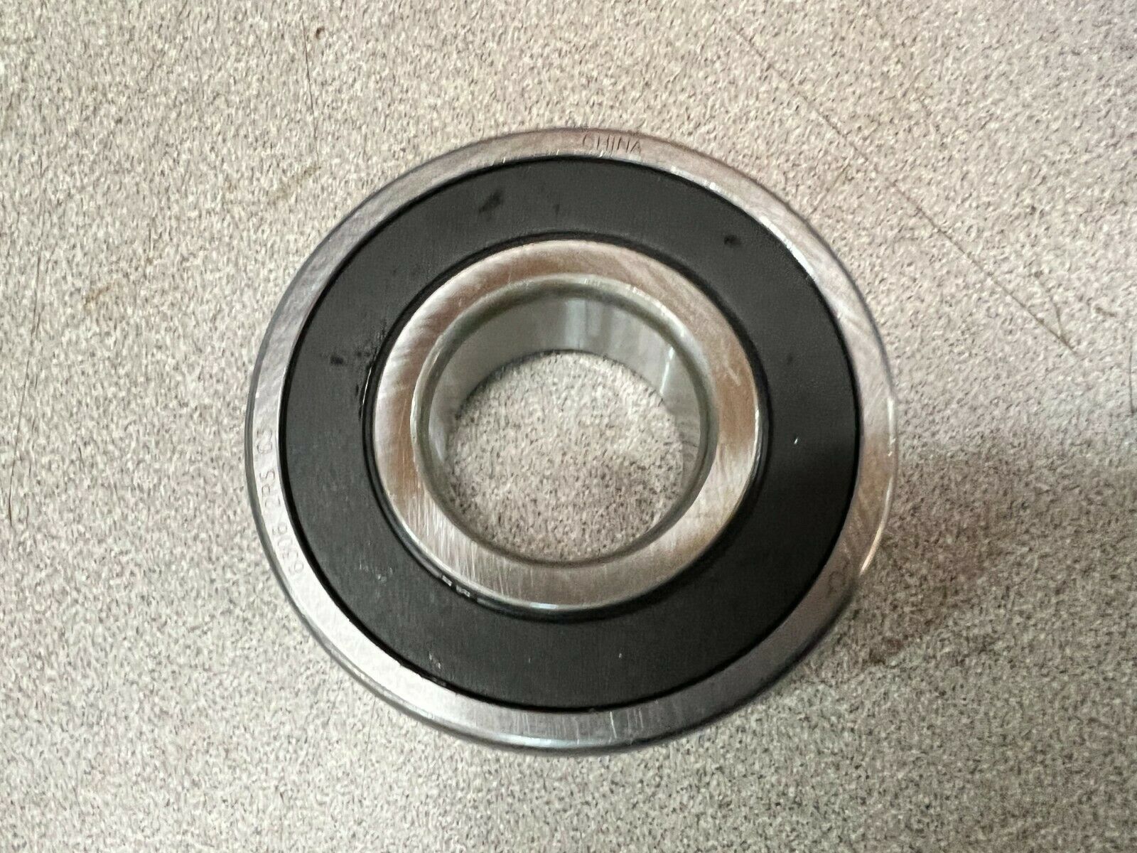 NEW IN BOX HCH BALL BEARING 6306 2RS C3 EMQ