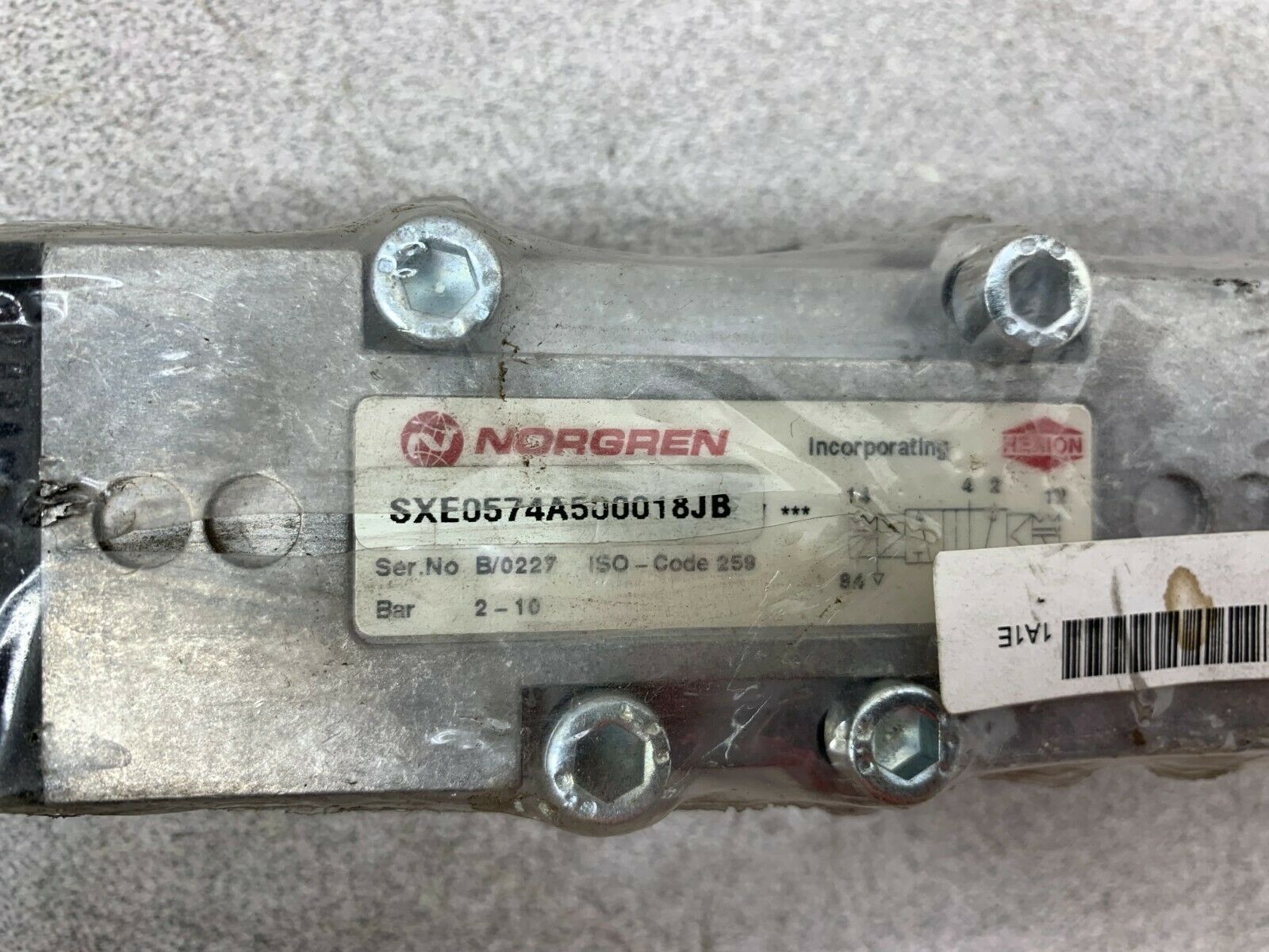 NEW NO BOX NORGREN PNEUMATIC VALVE SXE0574A500018JB