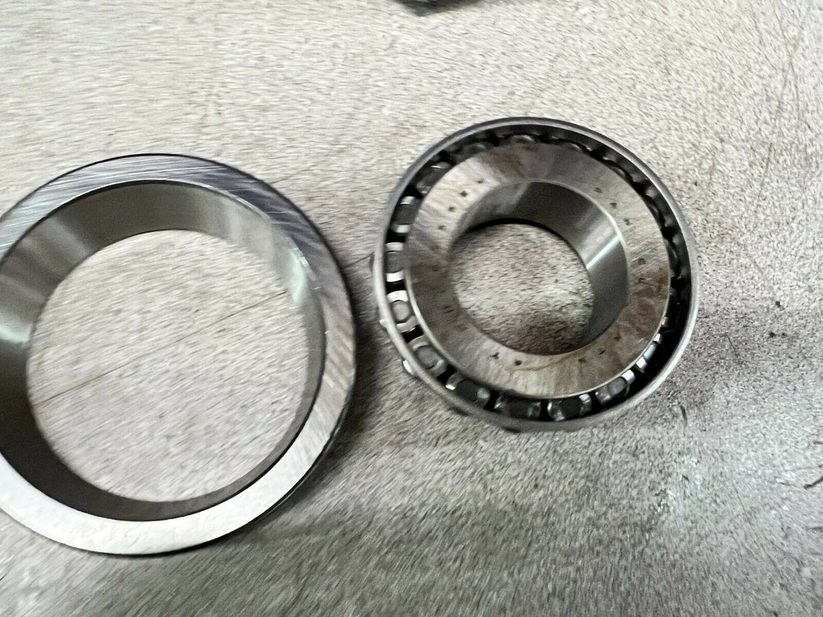 NEW IN BOX ABI/NTN 30207/80 ROLLER BEARING WITH RACE 4T-30207XSEW 4T-30207X3