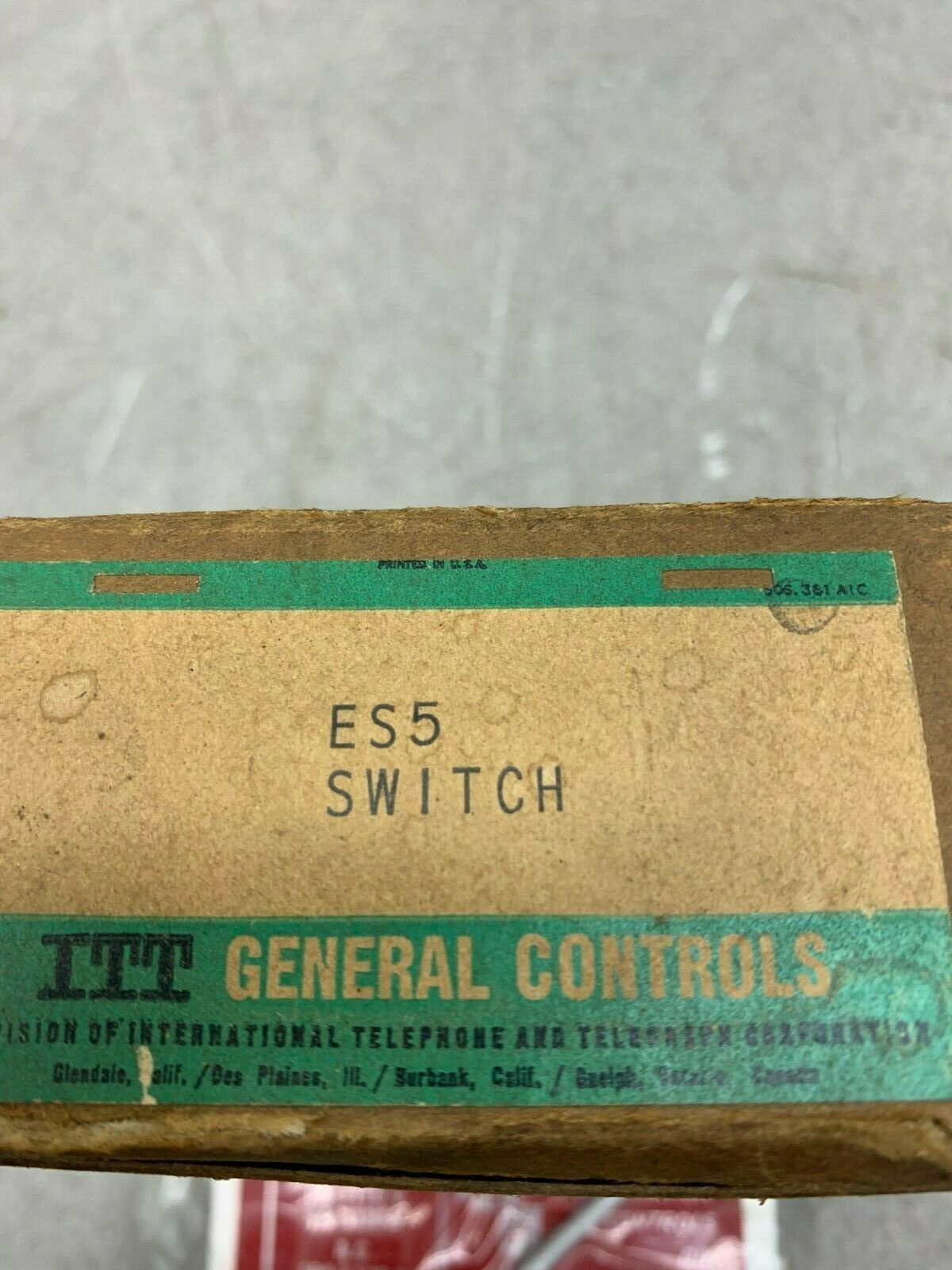 NEW IN BOX ITT SWITCH ES5