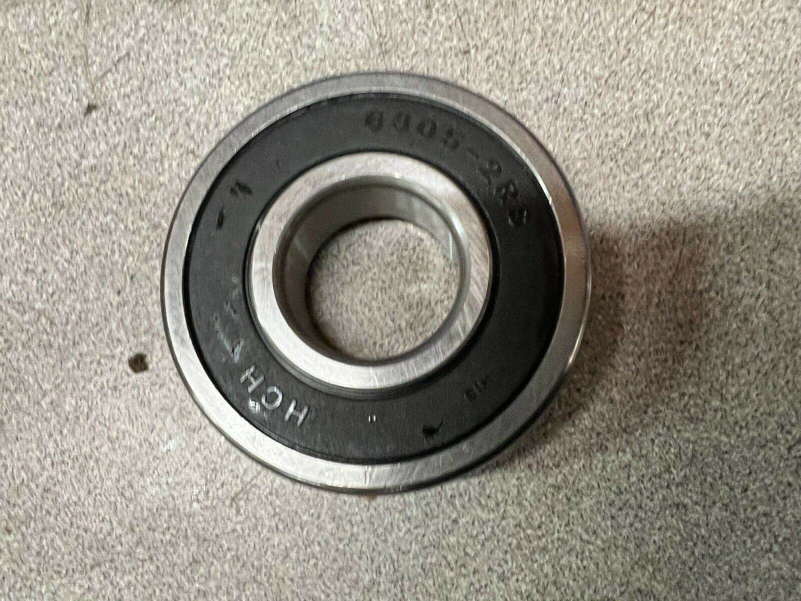 NEW IN BOX HCH 6305 2RS BALL BEARING 6305 2RS C3