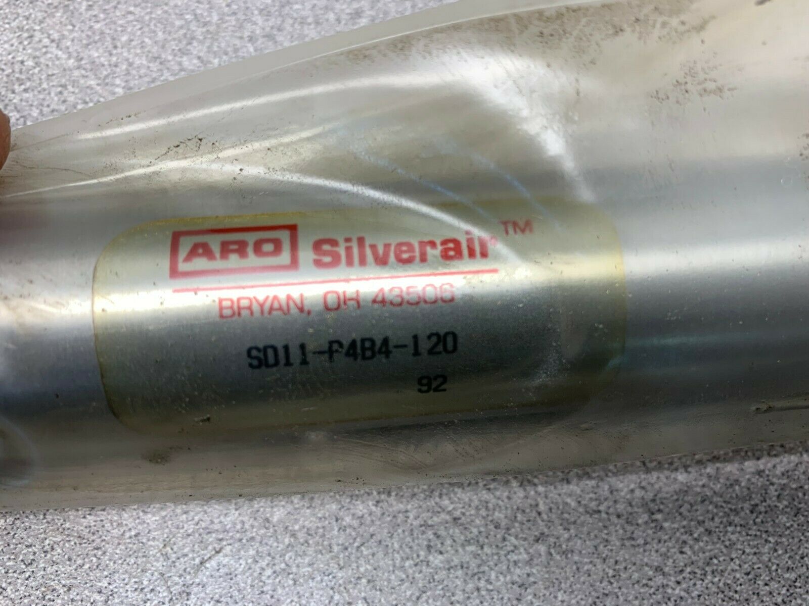 NEW NO BOX ARO SILVERAIR PNEUMATIC CYLINDER SD11-P4B4-120