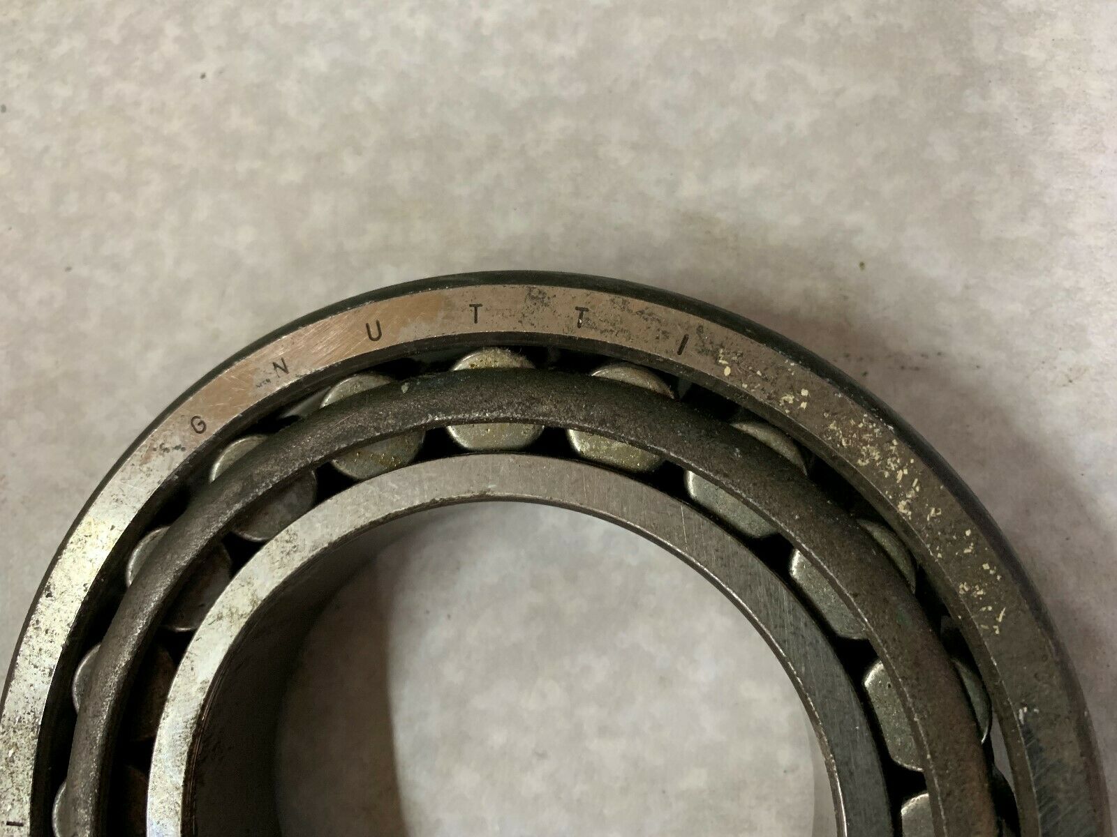 NEW NO BOX GNUTTI ROLLER BEARING WITH RACE 30215A